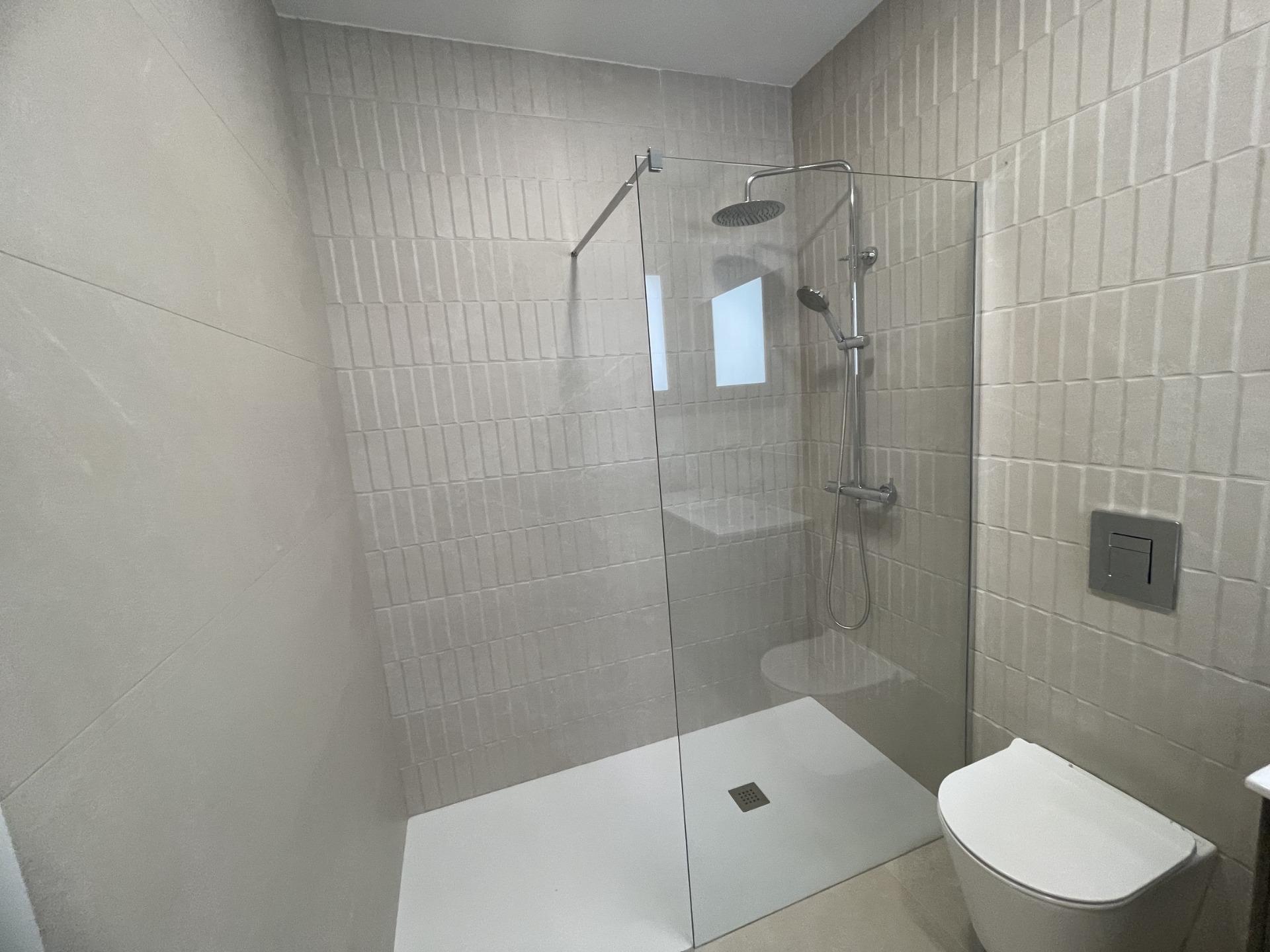 Villa for sale in Almoradi, Alicante, Spain