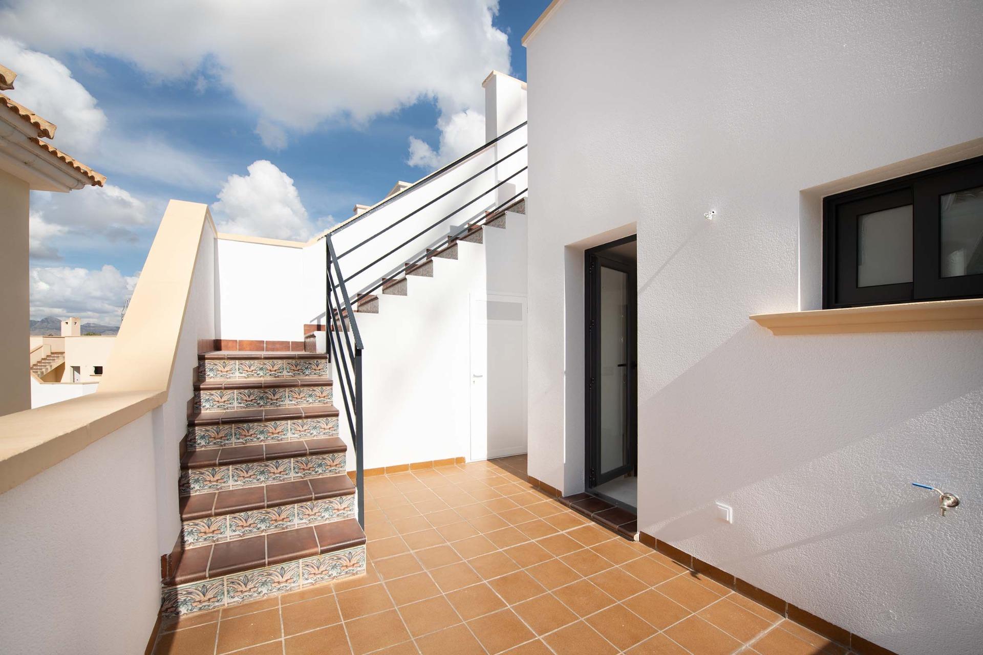 Bungalow for sale in Cox, Alicante, Spain