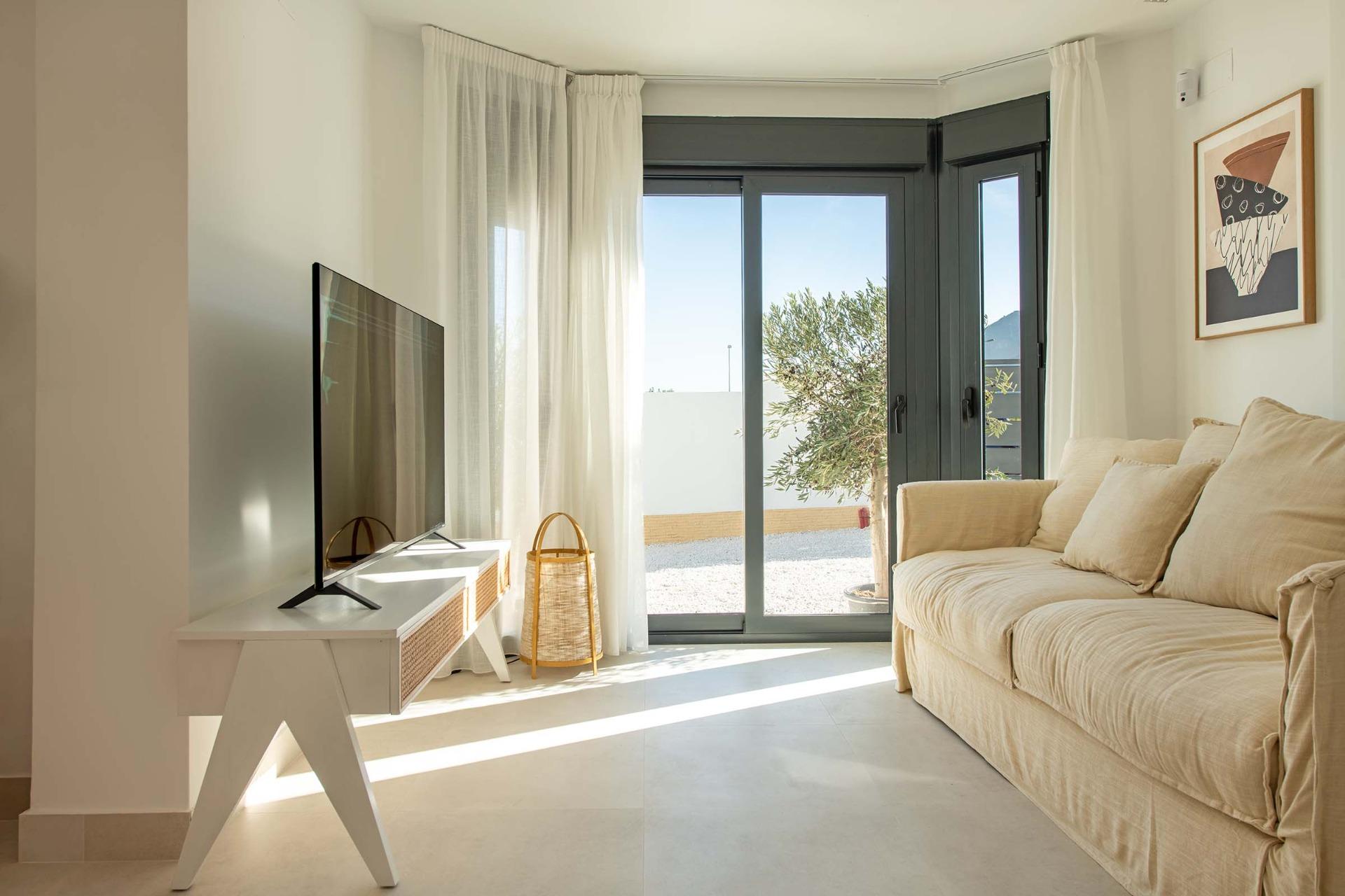 Bungalow for sale in Cox, Alicante, Spain