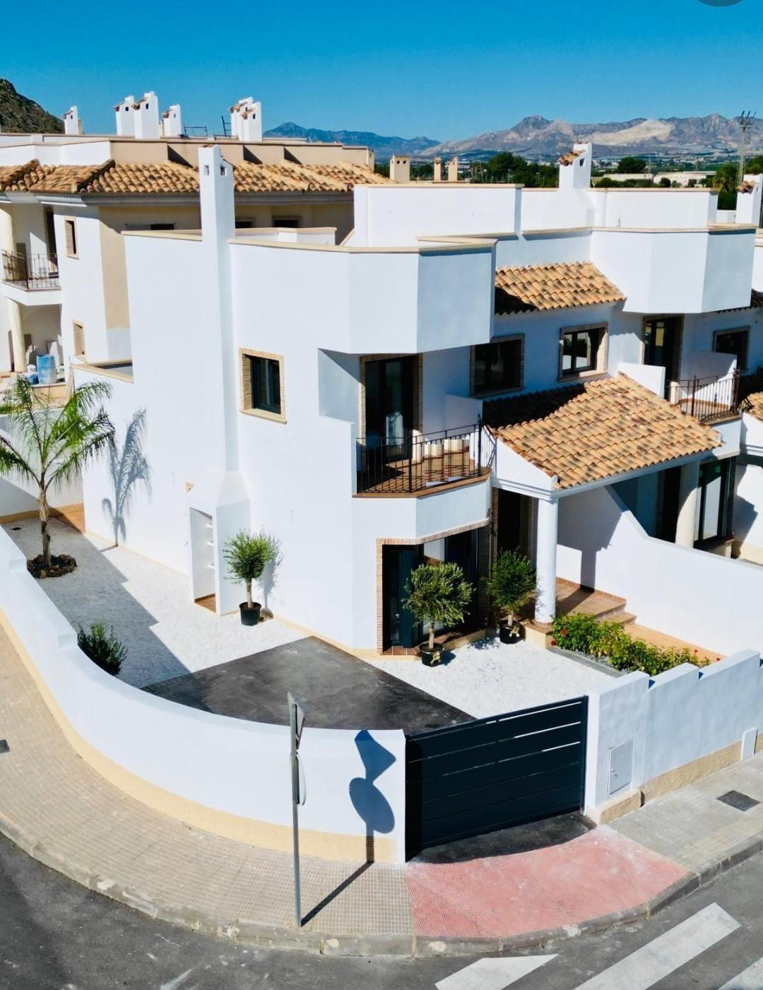 Town House for sale in Cox, Alicante, Spain