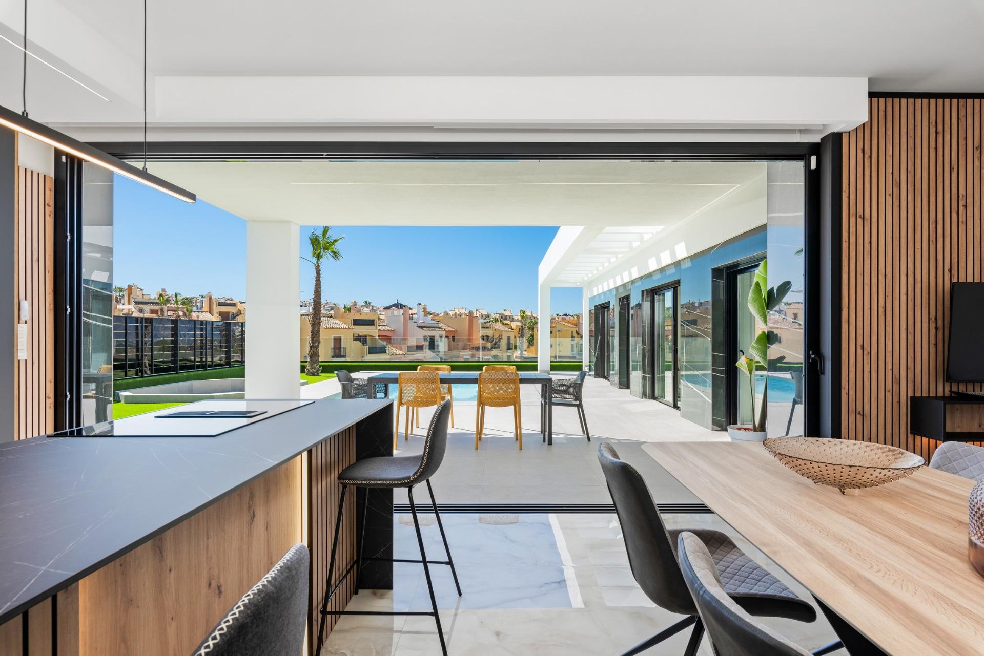 Villa for sale in Algorfa, Alicante, Spain