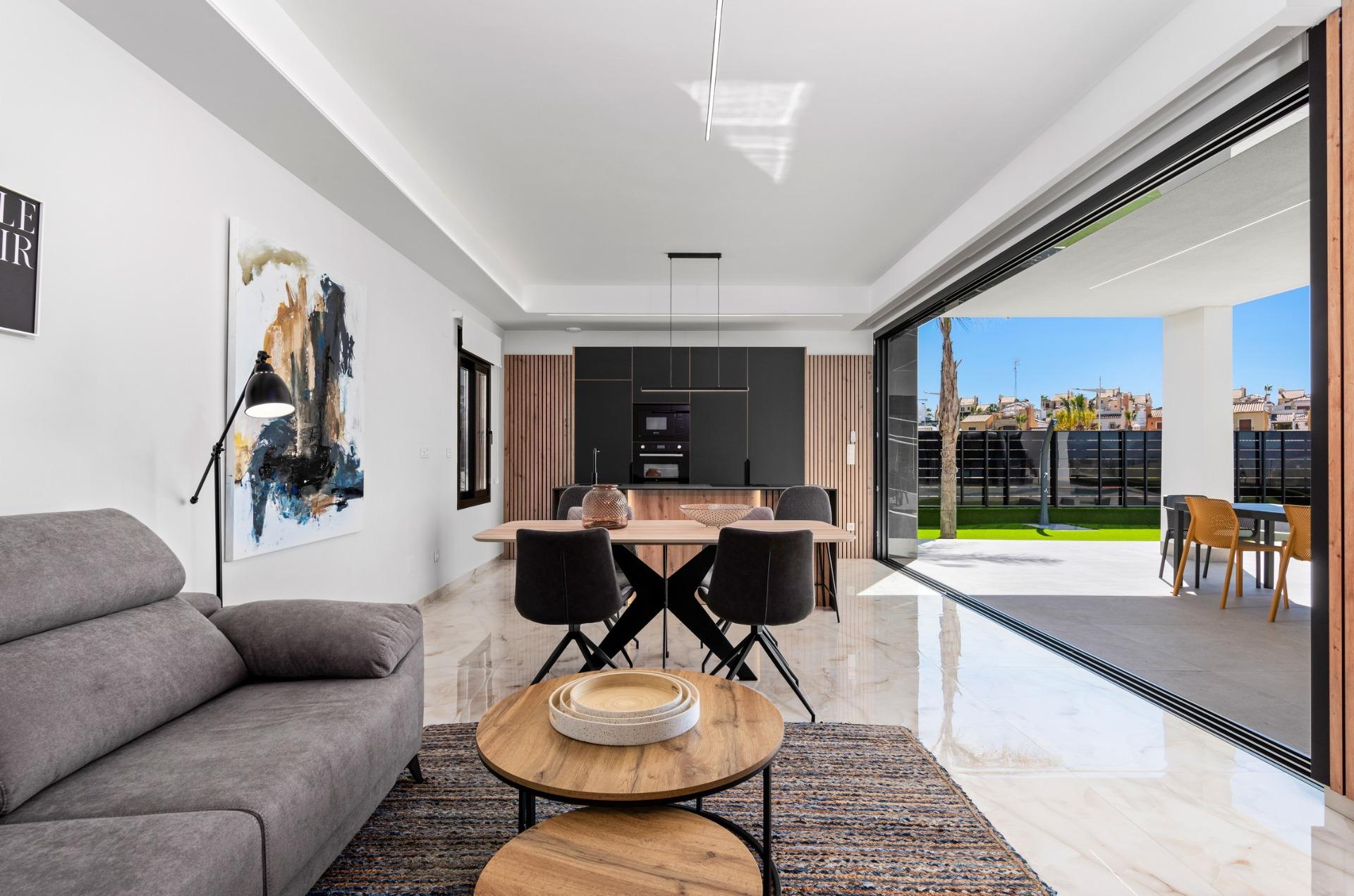 Villa for sale in Algorfa, Alicante, Spain