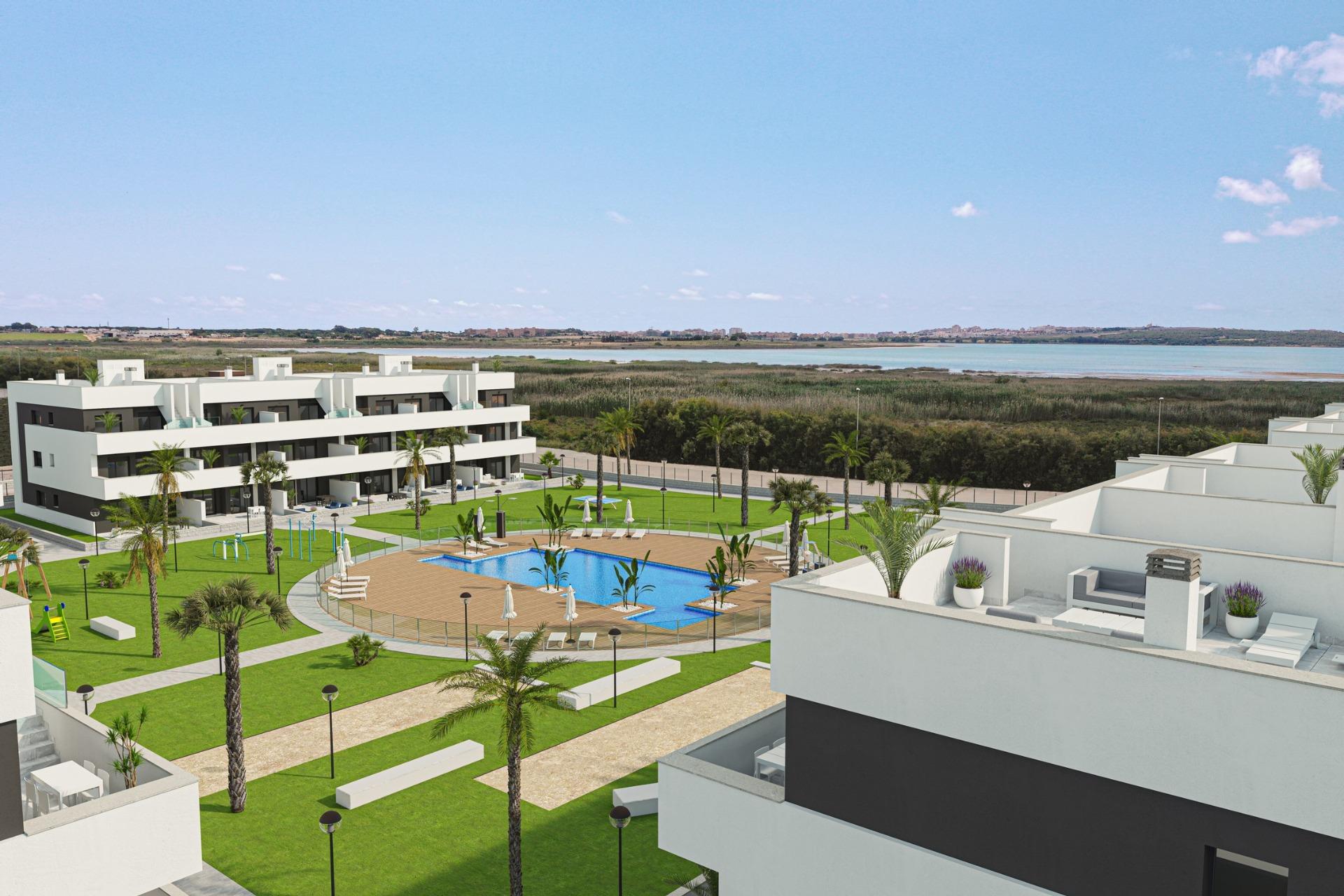 Apartment for sale in Guardamar Del Segura, Alicante, Spain