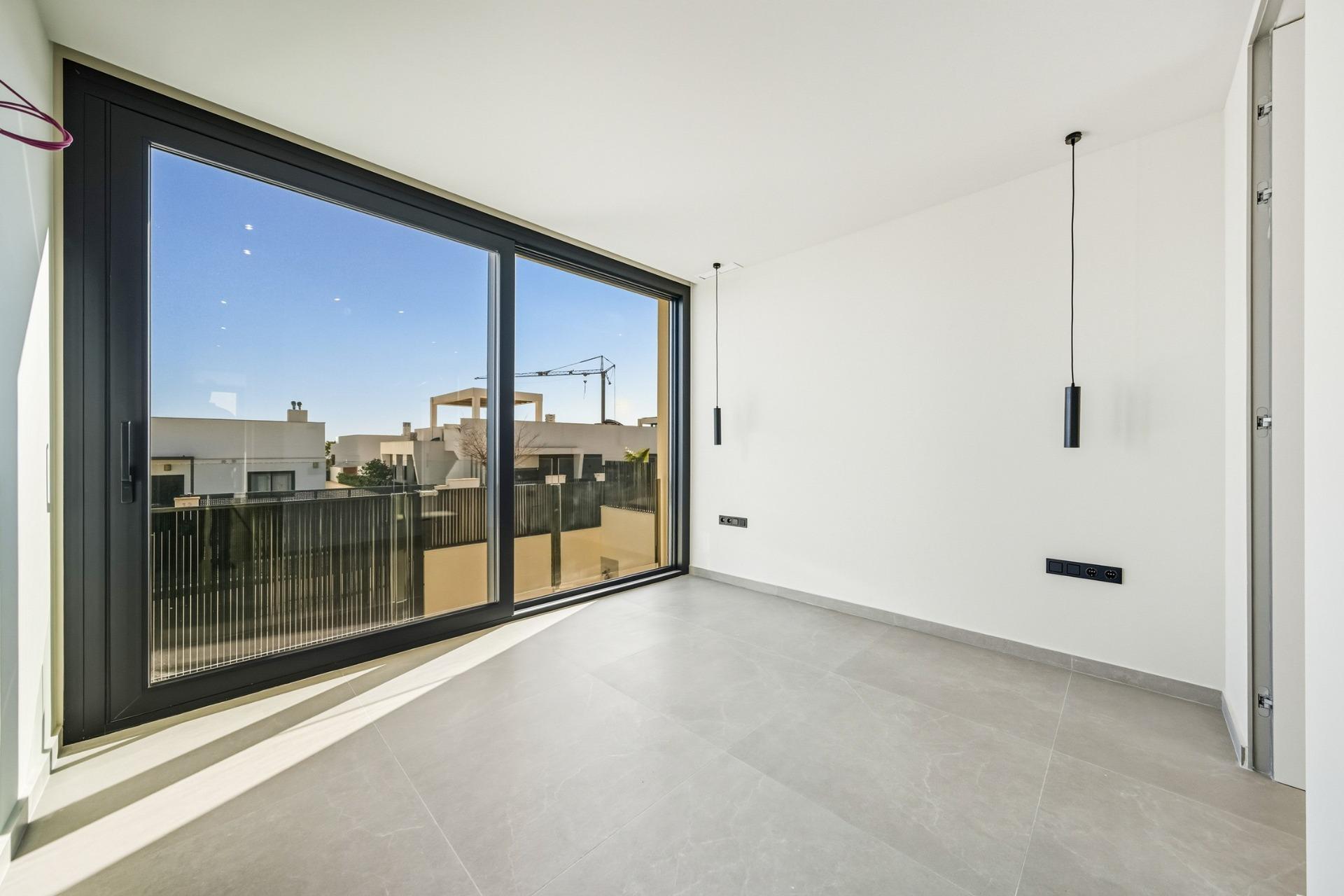 Villa for sale in Polop, Alicante, Spain