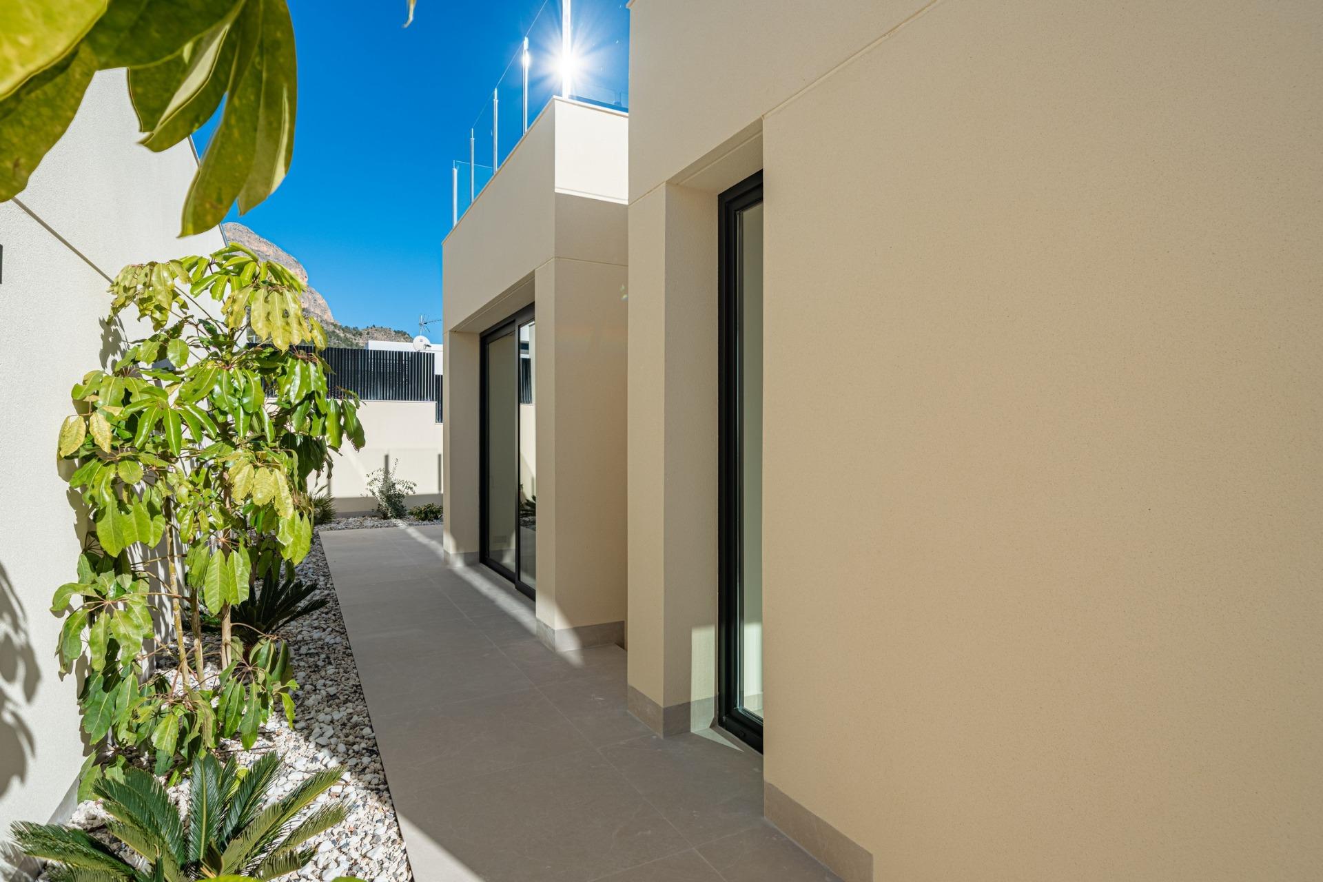 Villa for sale in Polop, Alicante, Spain