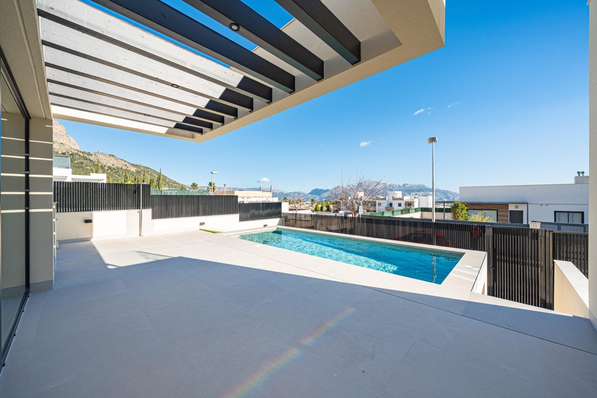 Villa for sale in Polop, Alicante, Spain