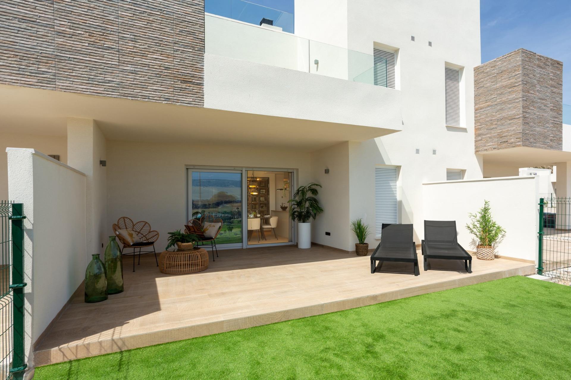 Bungalow for sale in Algorfa, Alicante, Spain