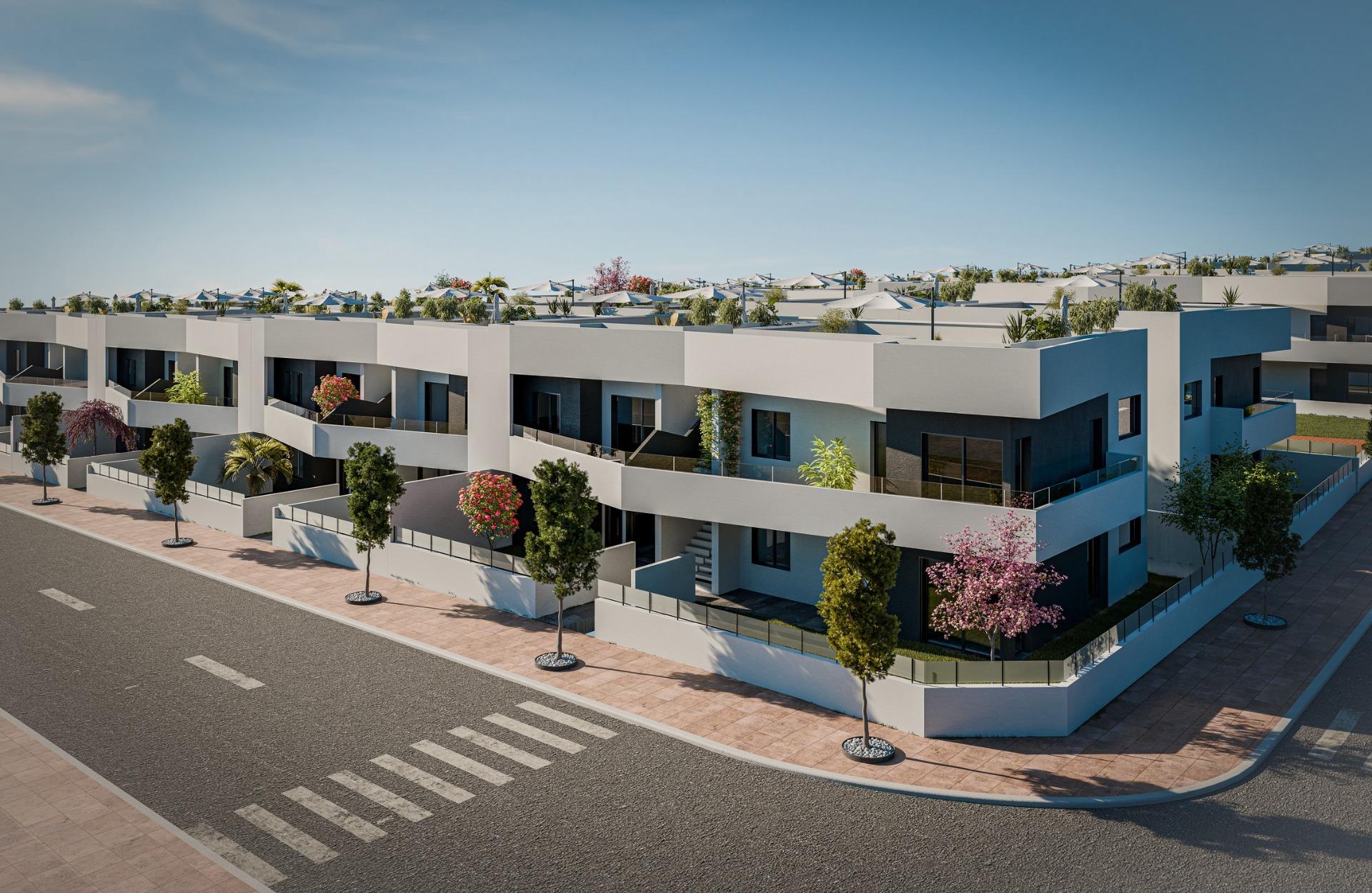 Bungalow for sale in San Miguel De Salinas, Alicante, Spain