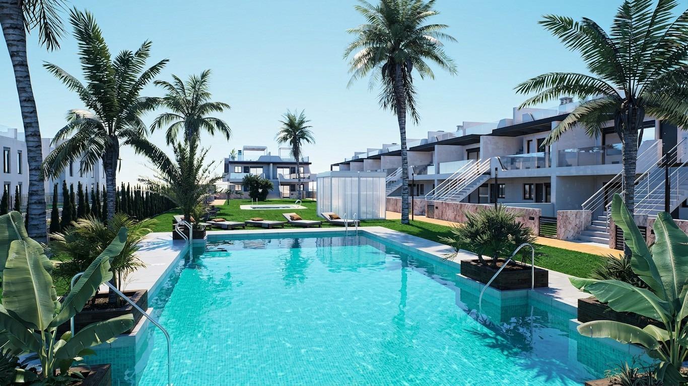 Bungalow for sale in Pilar De La Horadada, Alicante, Spain