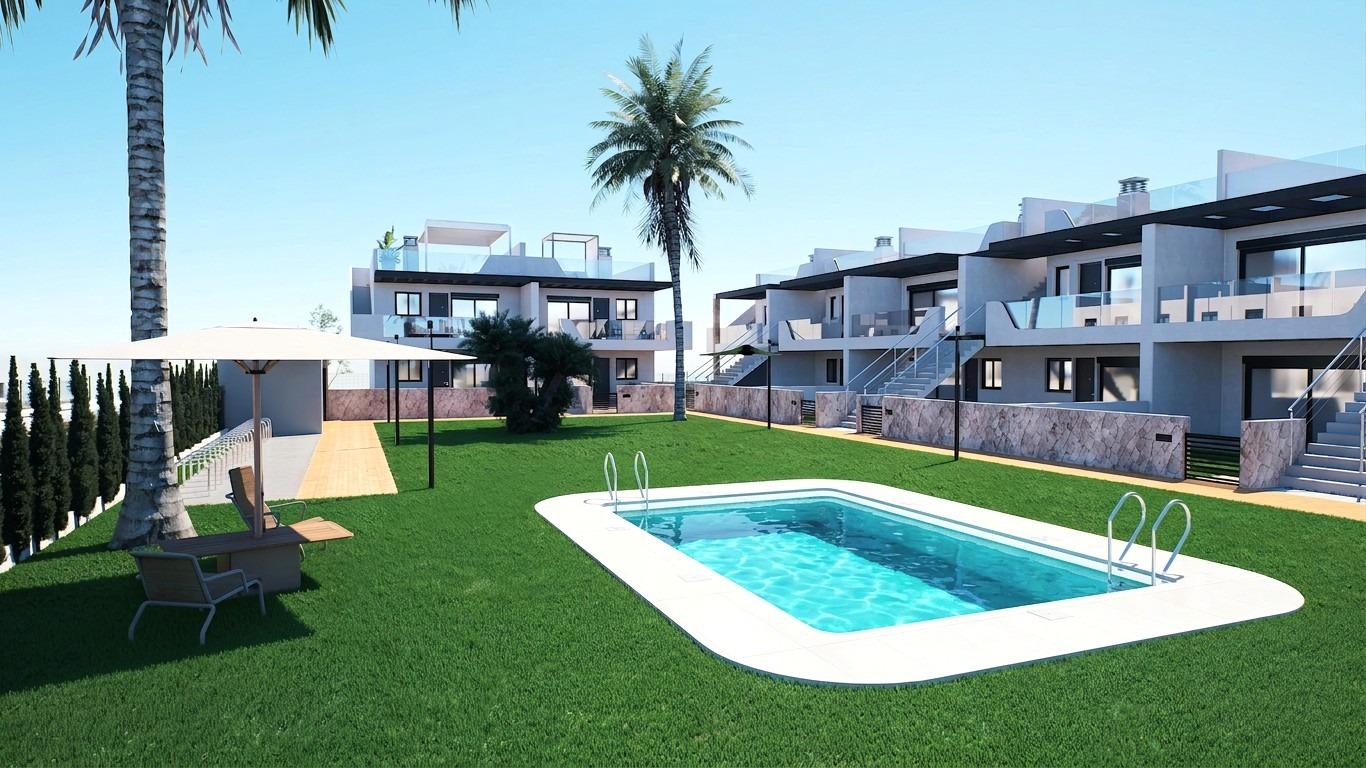 Bungalow for sale in Pilar De La Horadada, Alicante, Spain