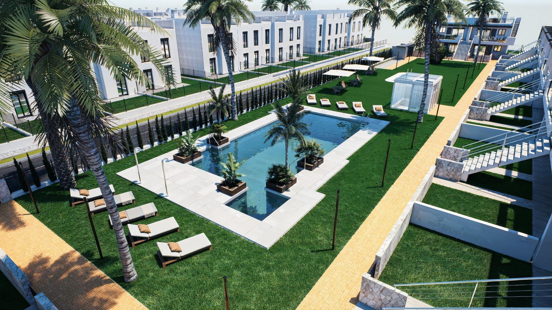 Bungalow for sale in Pilar De La Horadada, Alicante, Spain