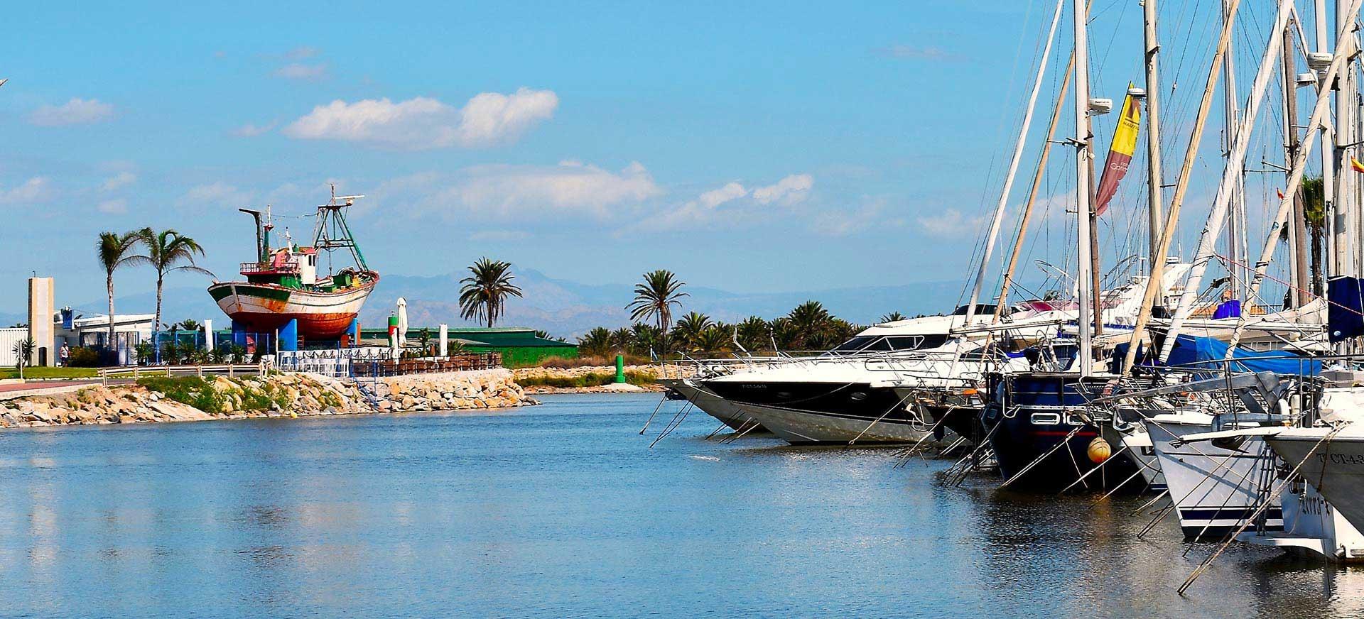 Apartment for sale in Guardamar Del Segura, Alicante, Spain
