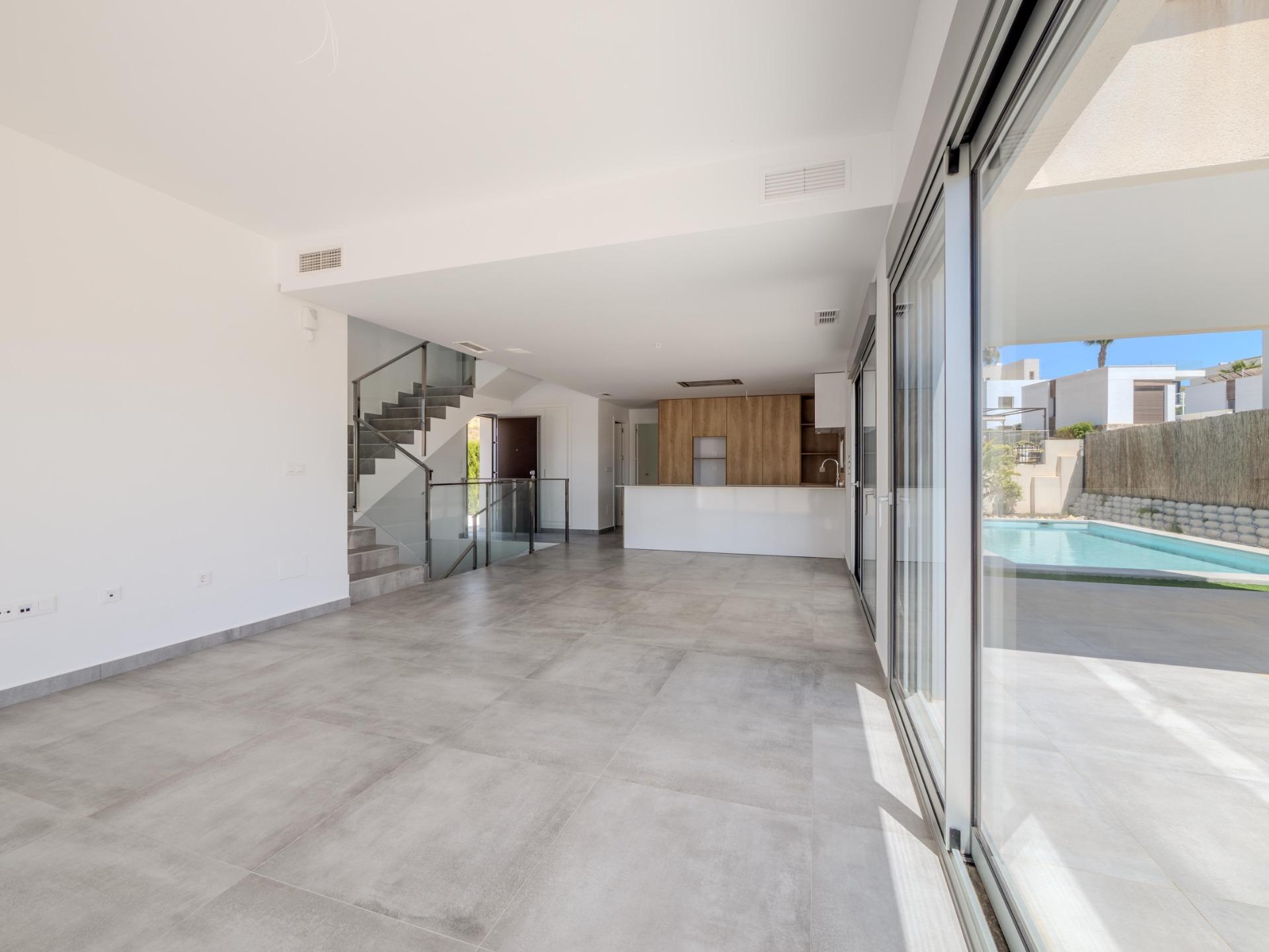 Villa for sale in Algorfa, Alicante, Spain