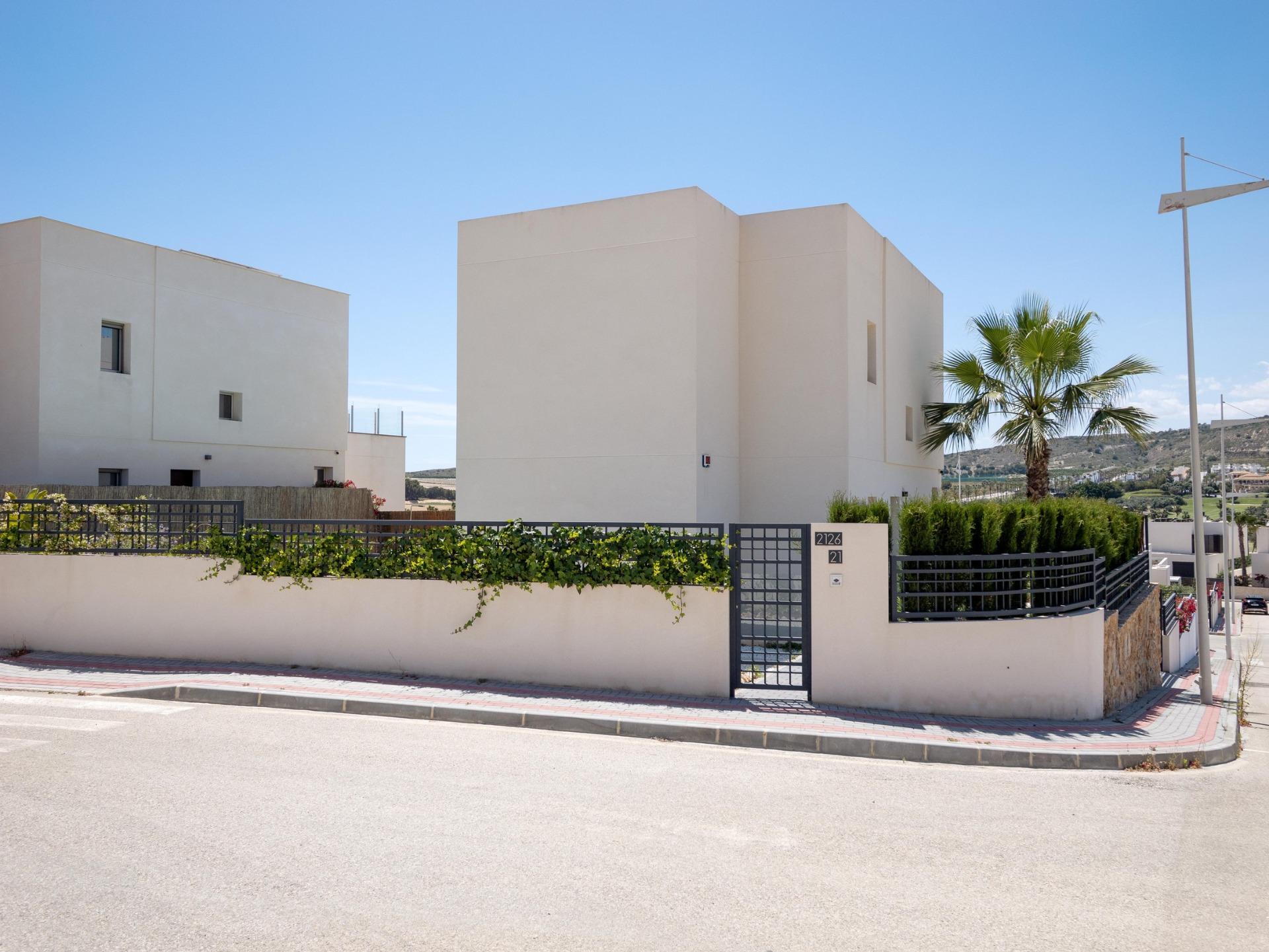 Villa for sale in Algorfa, Alicante, Spain