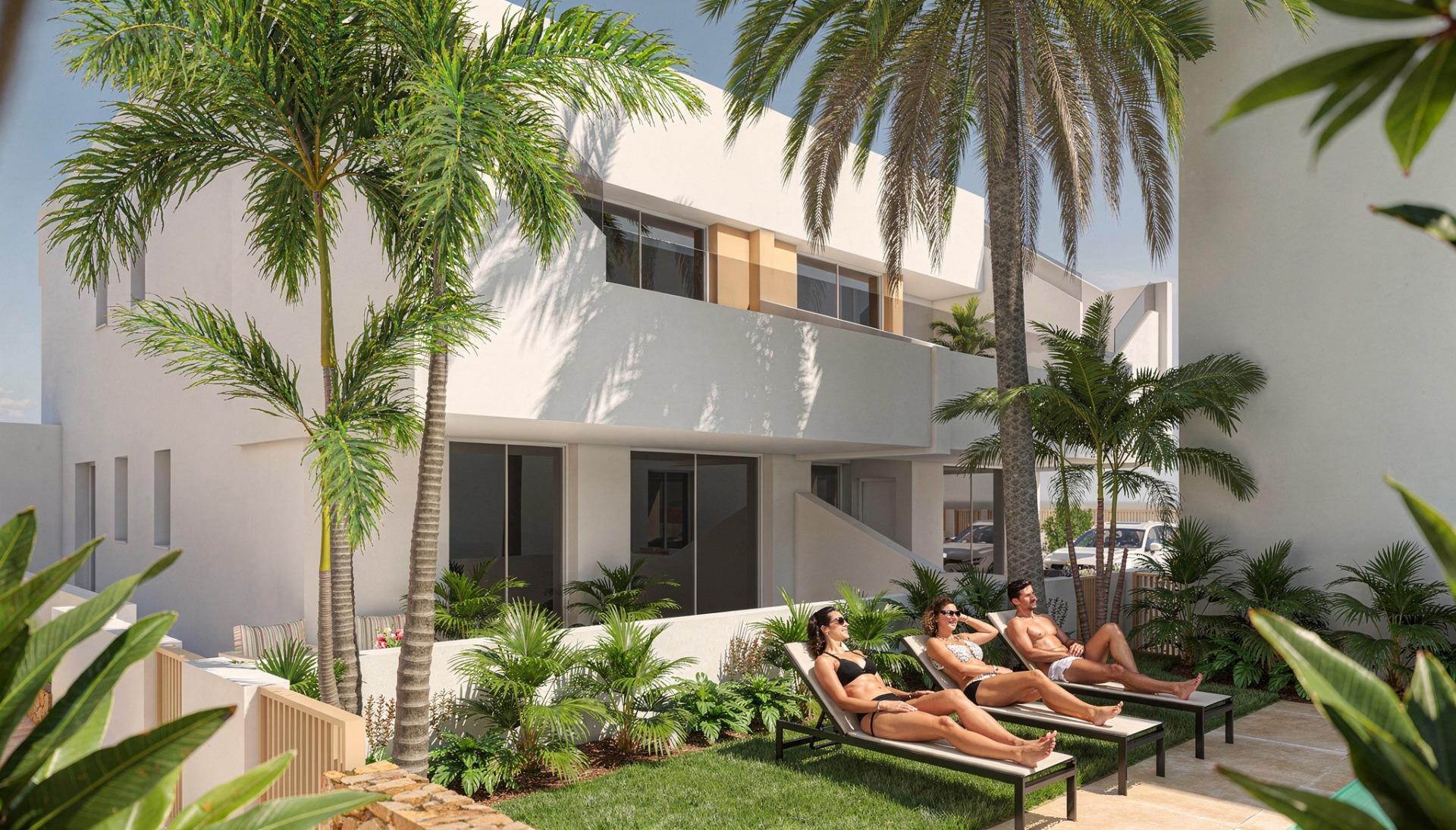 Bungalow for sale in Pilar De La Horadada, Alicante, Spain