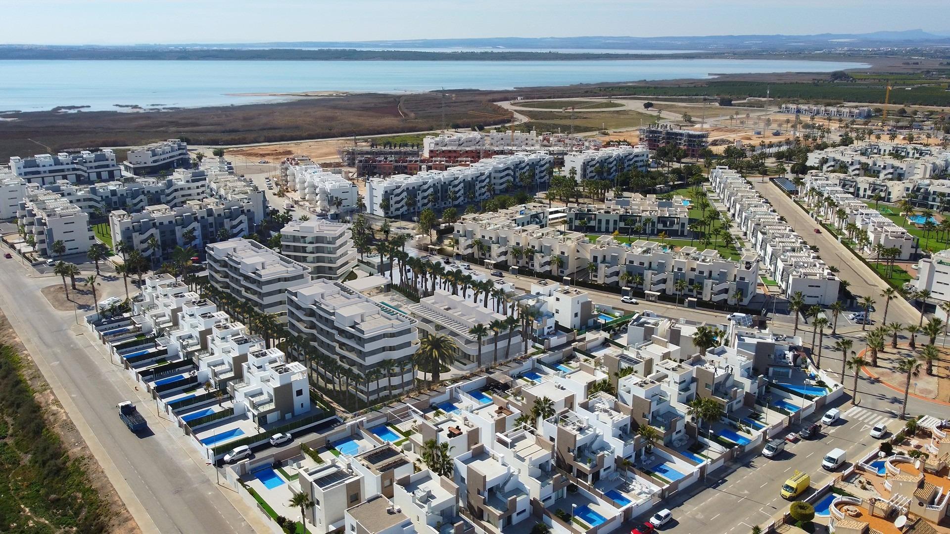 Apartment for sale in Guardamar Del Segura, Alicante, Spain