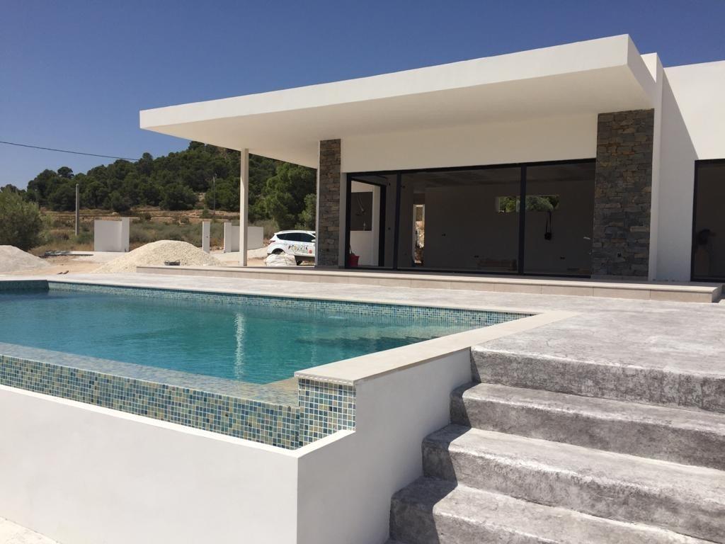 Villa for sale in Pinoso, Alicante, Spain