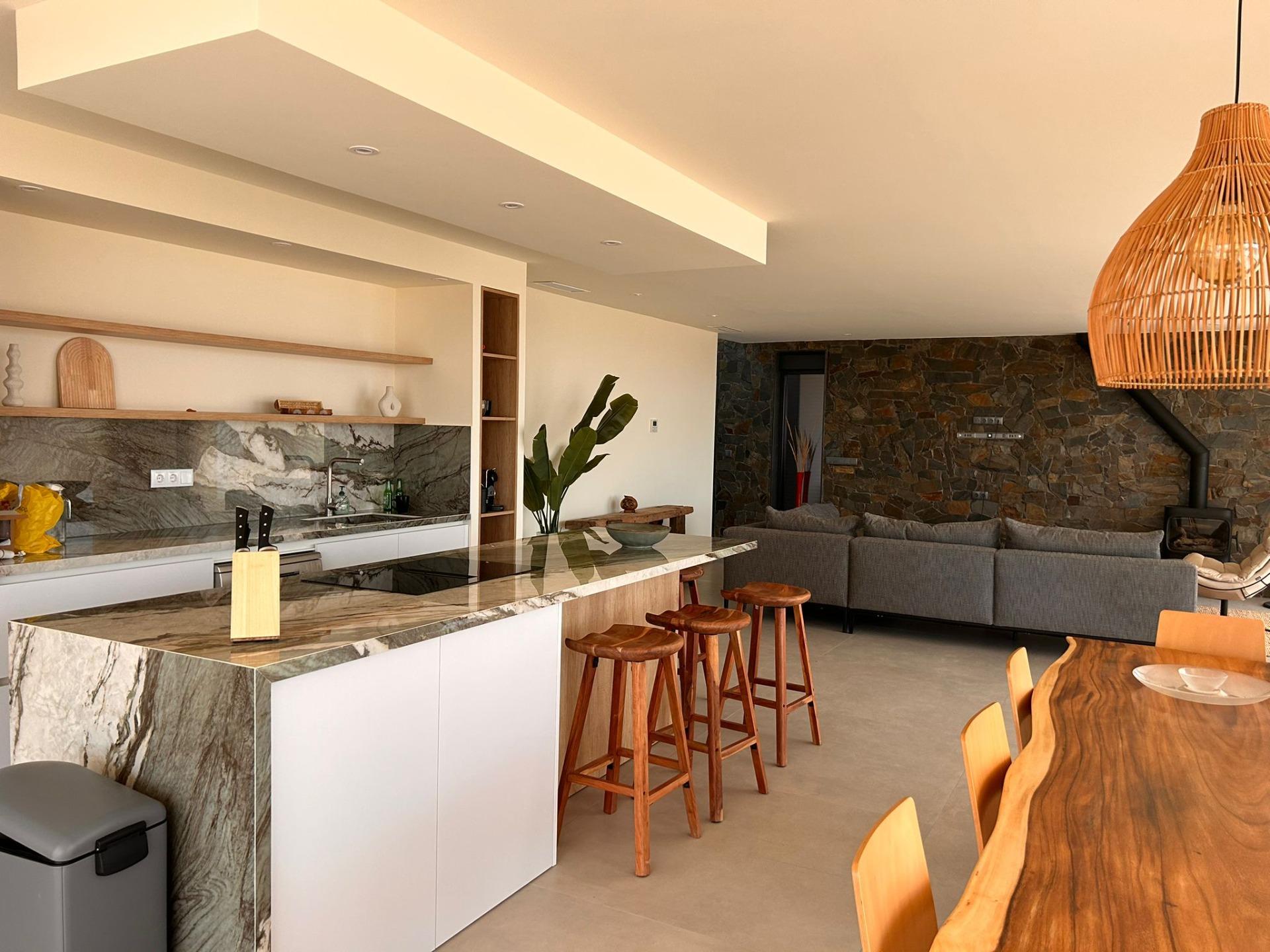 Villa for sale in Pinoso, Alicante, Spain