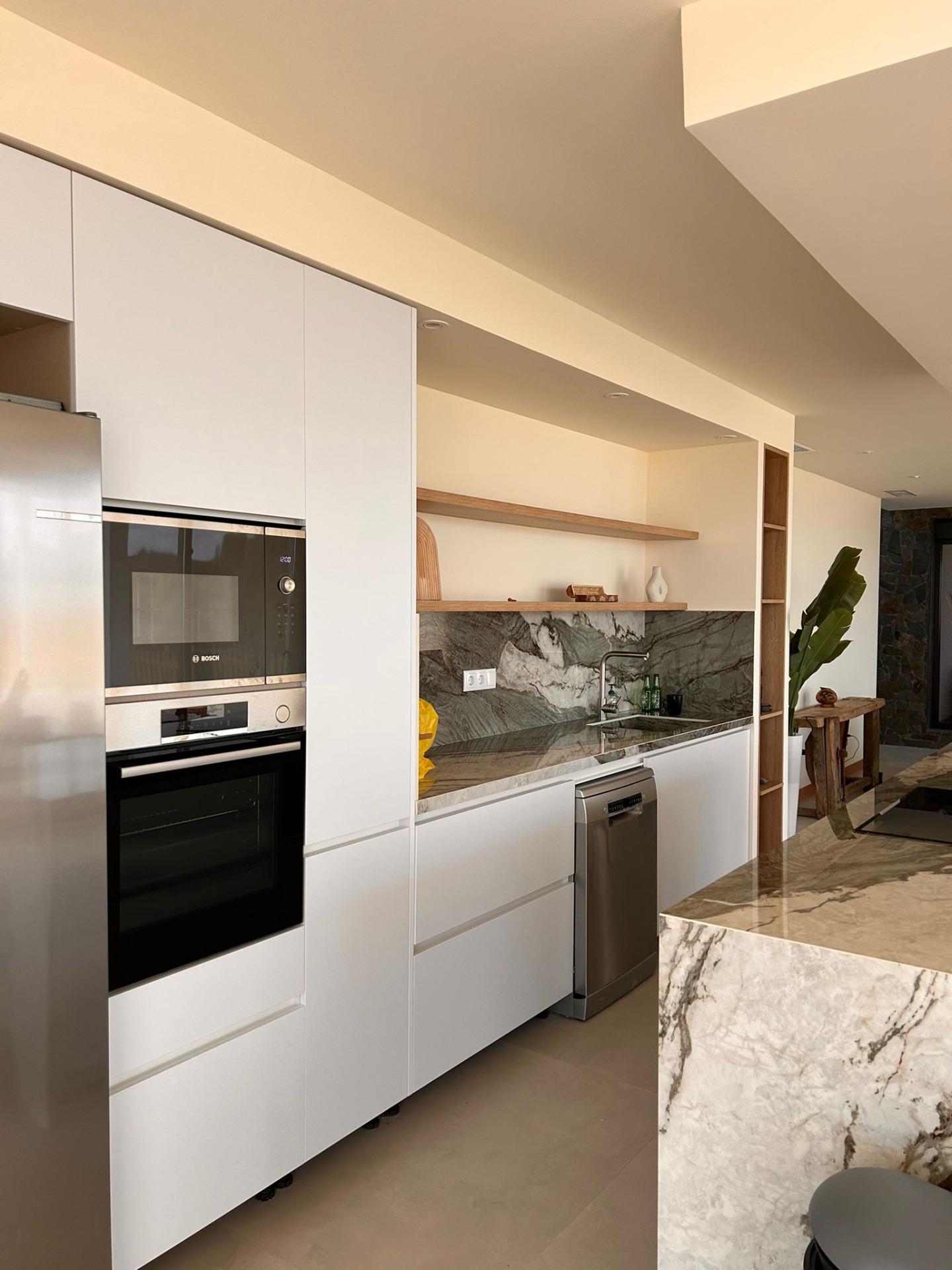 Villa for sale in Pinoso, Alicante, Spain