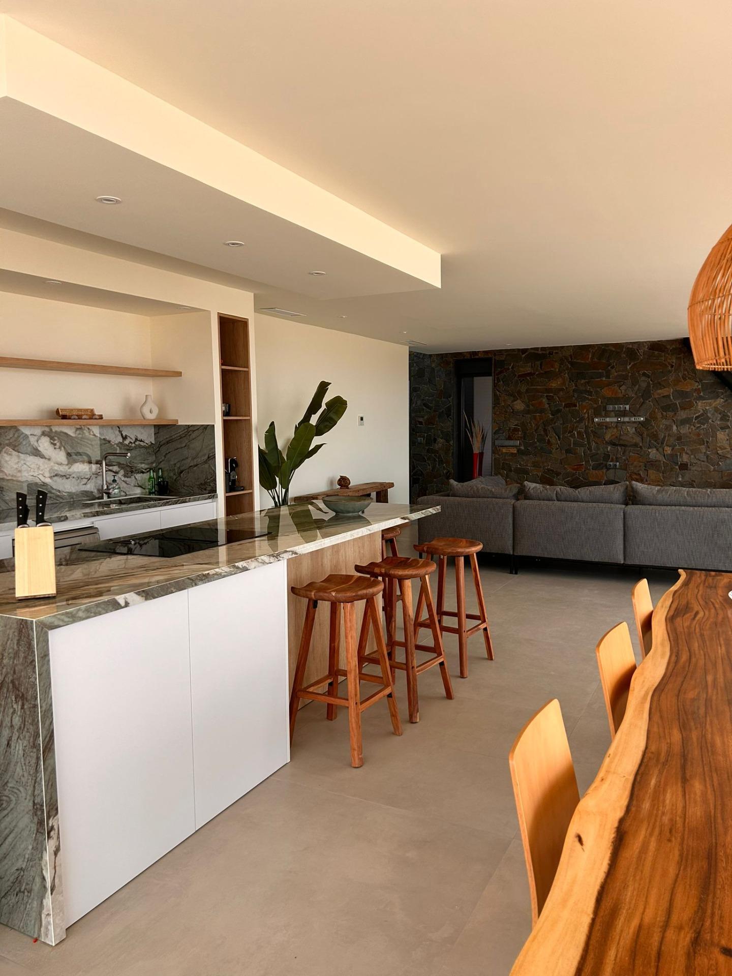 Villa for sale in Pinoso, Alicante, Spain