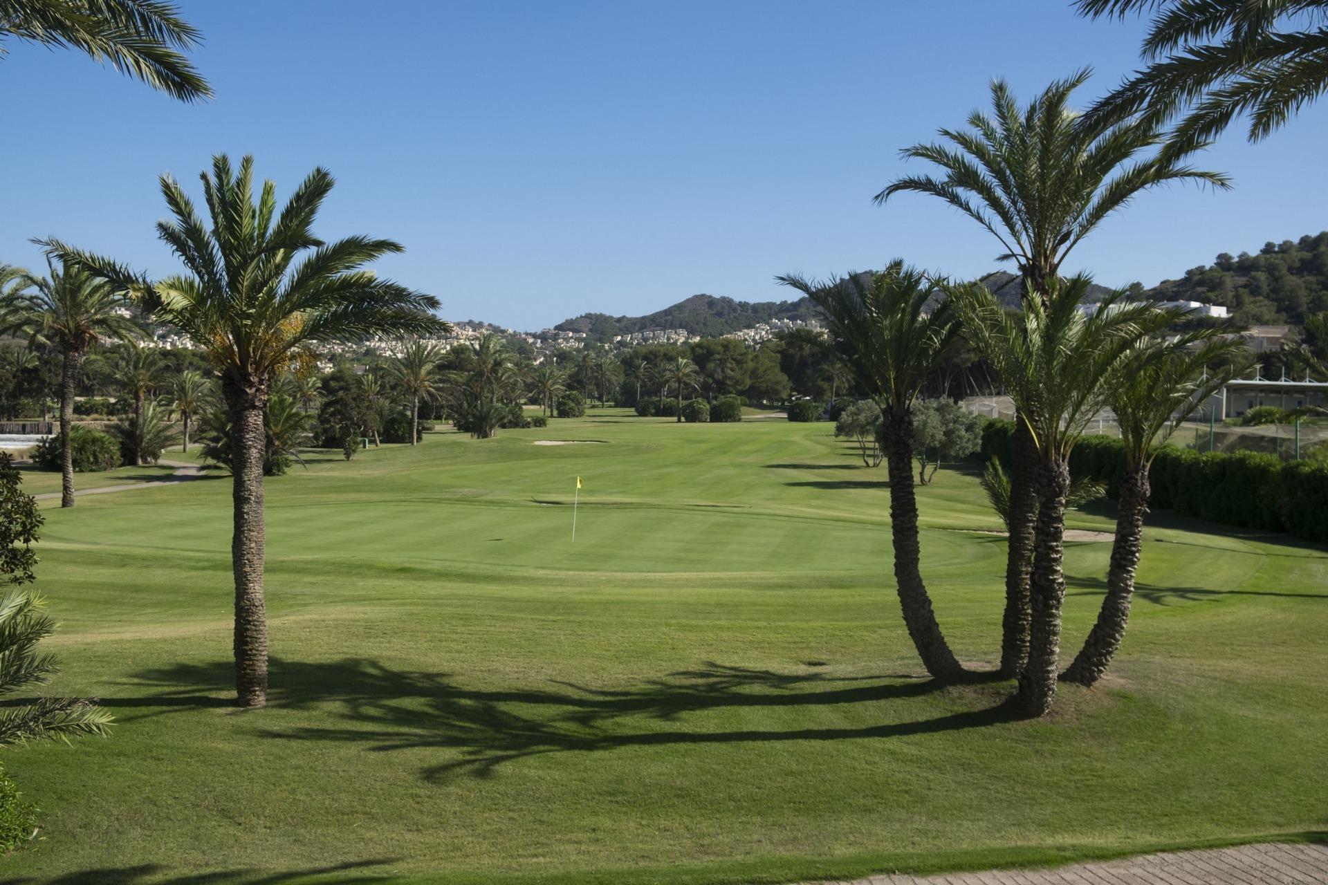 Bungalow for sale in La Manga Club, Murcia, Spain