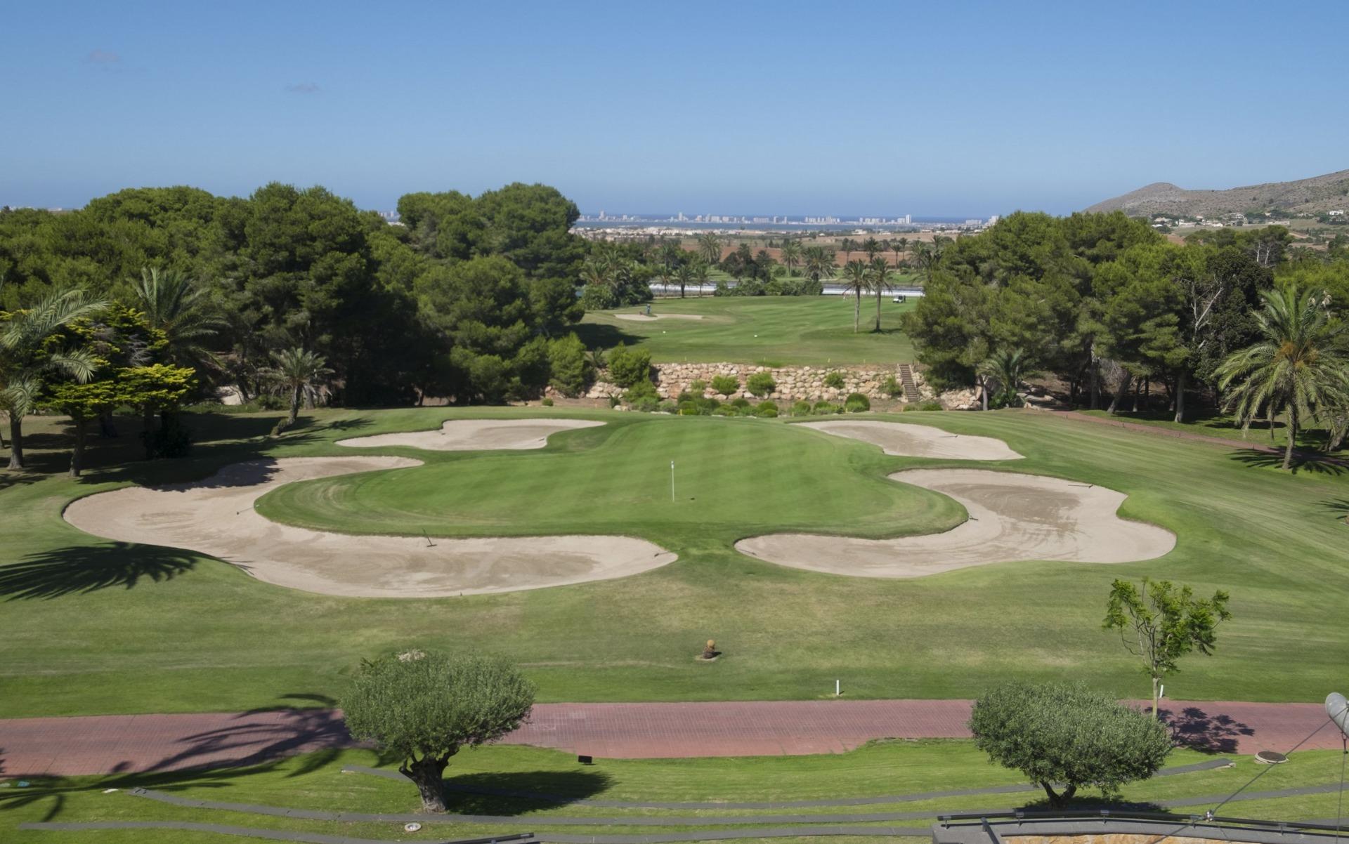 Bungalow for sale in La Manga Club, Murcia, Spain