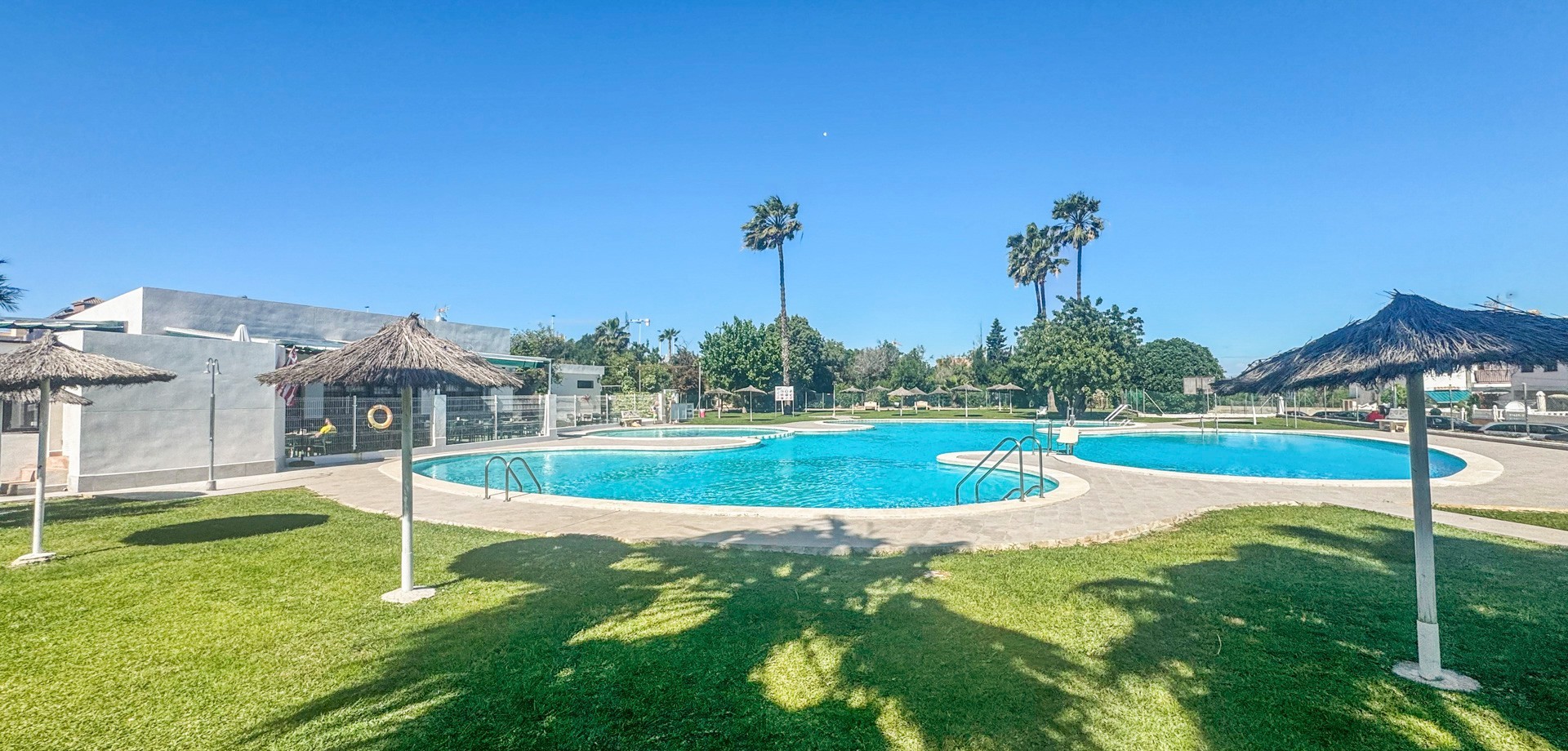 Bungalow for sale in Torrevieja, Alicante, Spain