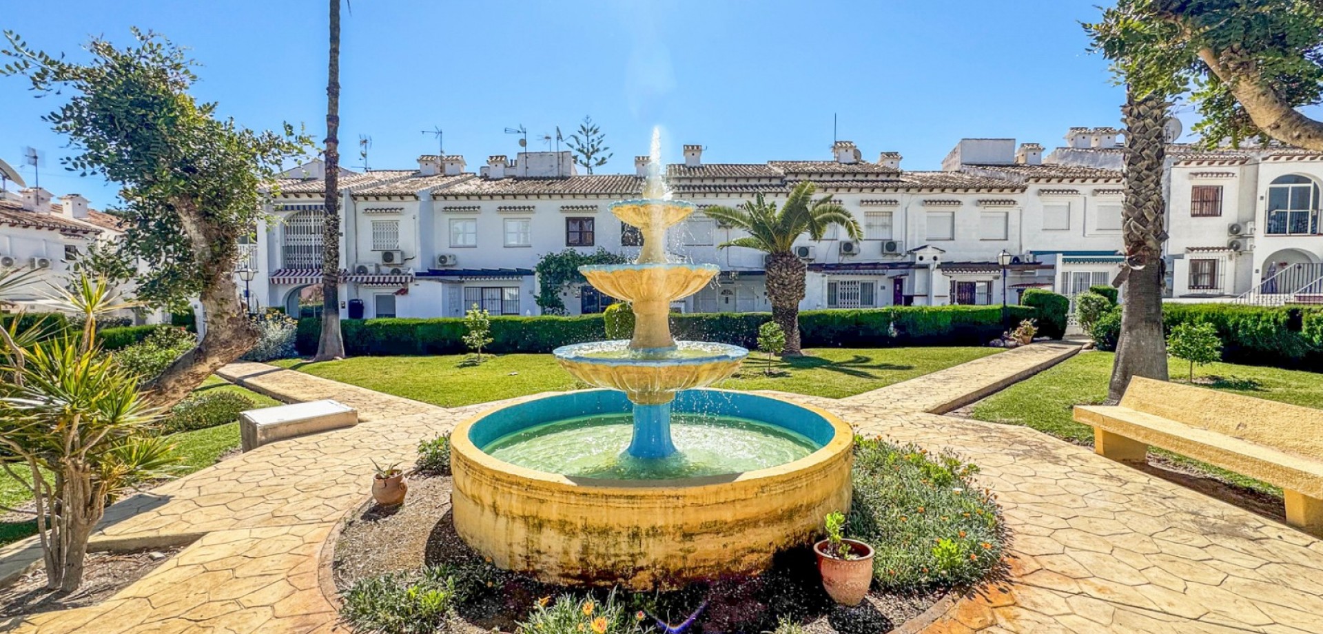 Bungalow for sale in Torrevieja, Alicante, Spain