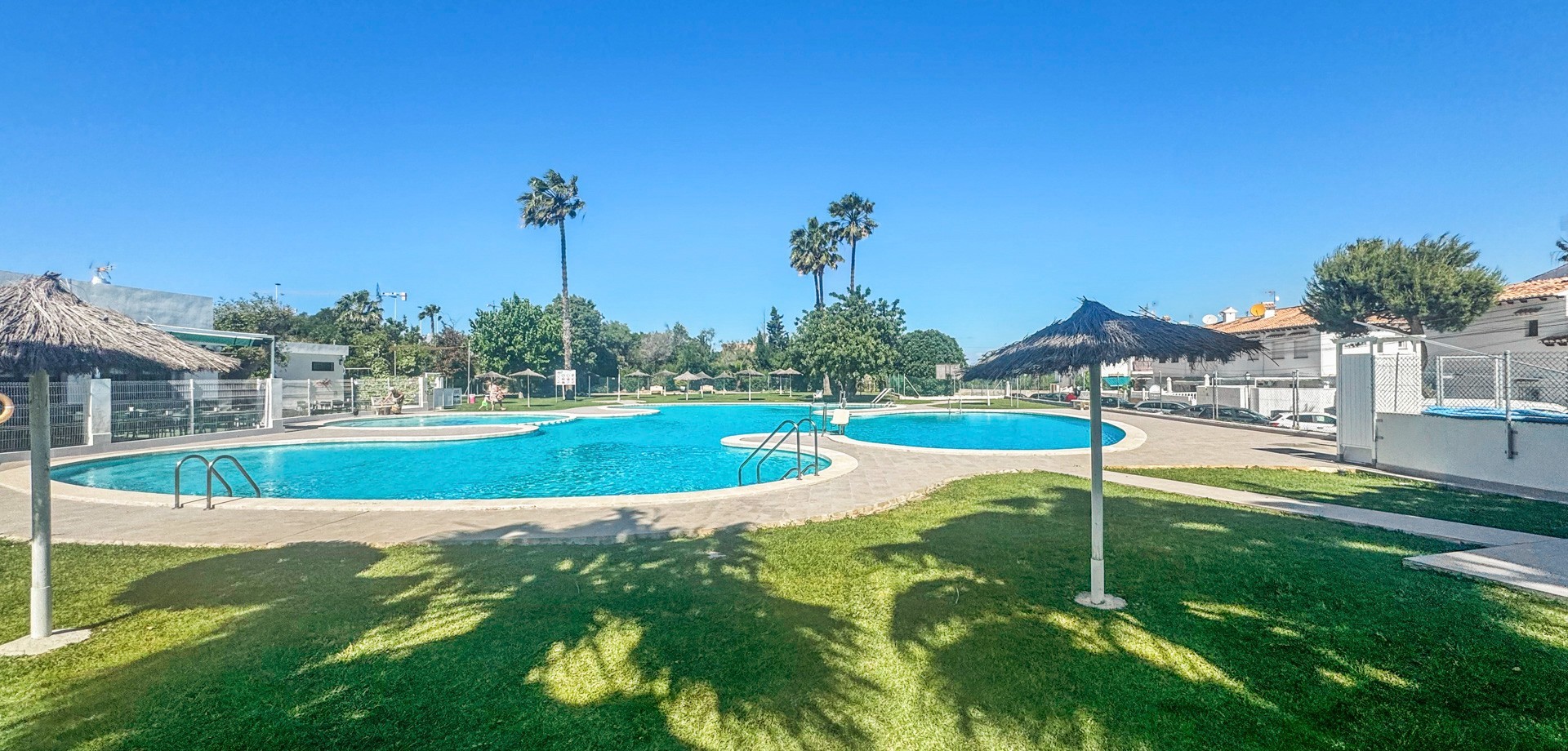 Bungalow for sale in Torrevieja, Alicante, Spain