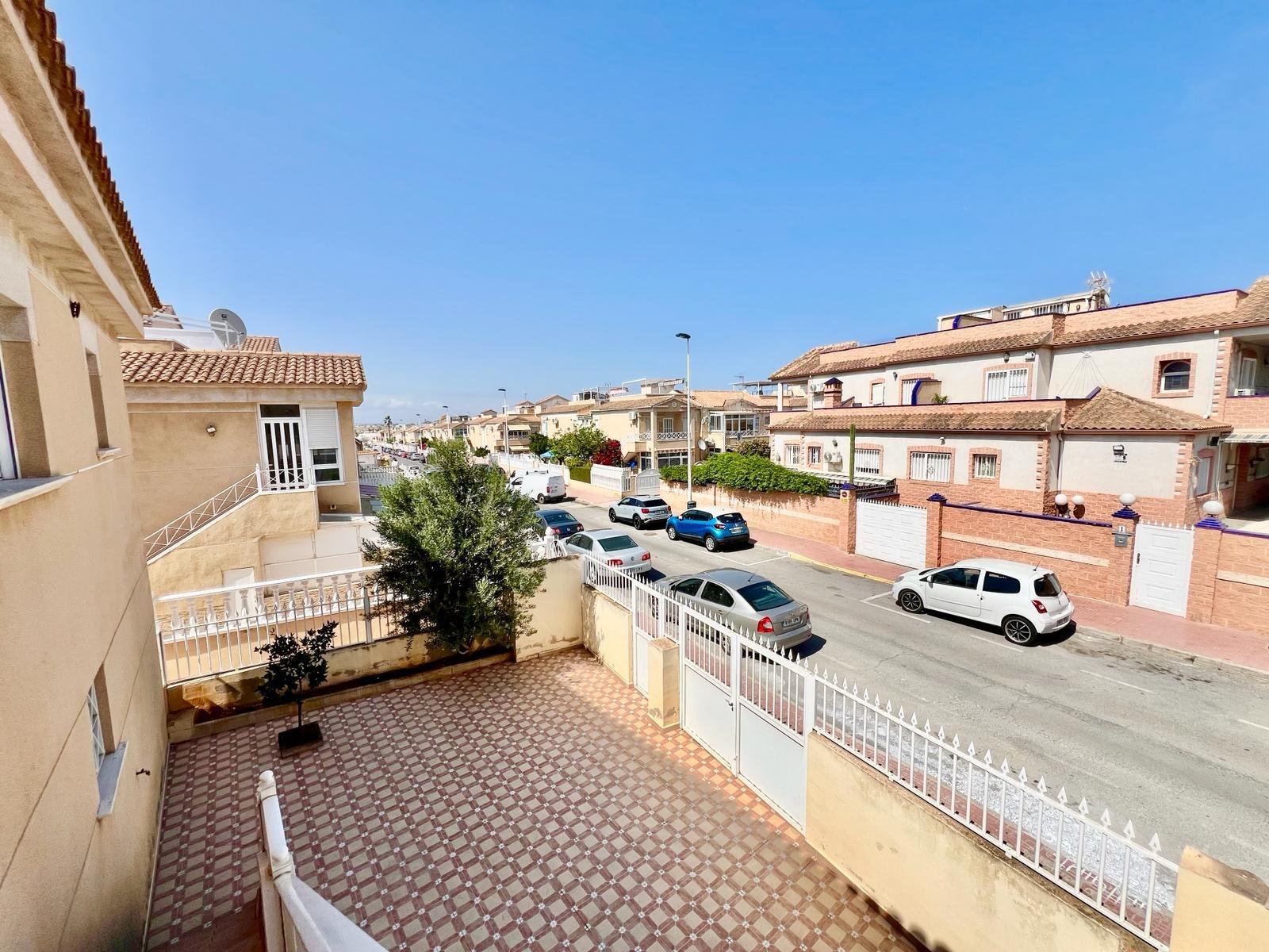 Bungalow for sale in Torrevieja, Alicante, Spain