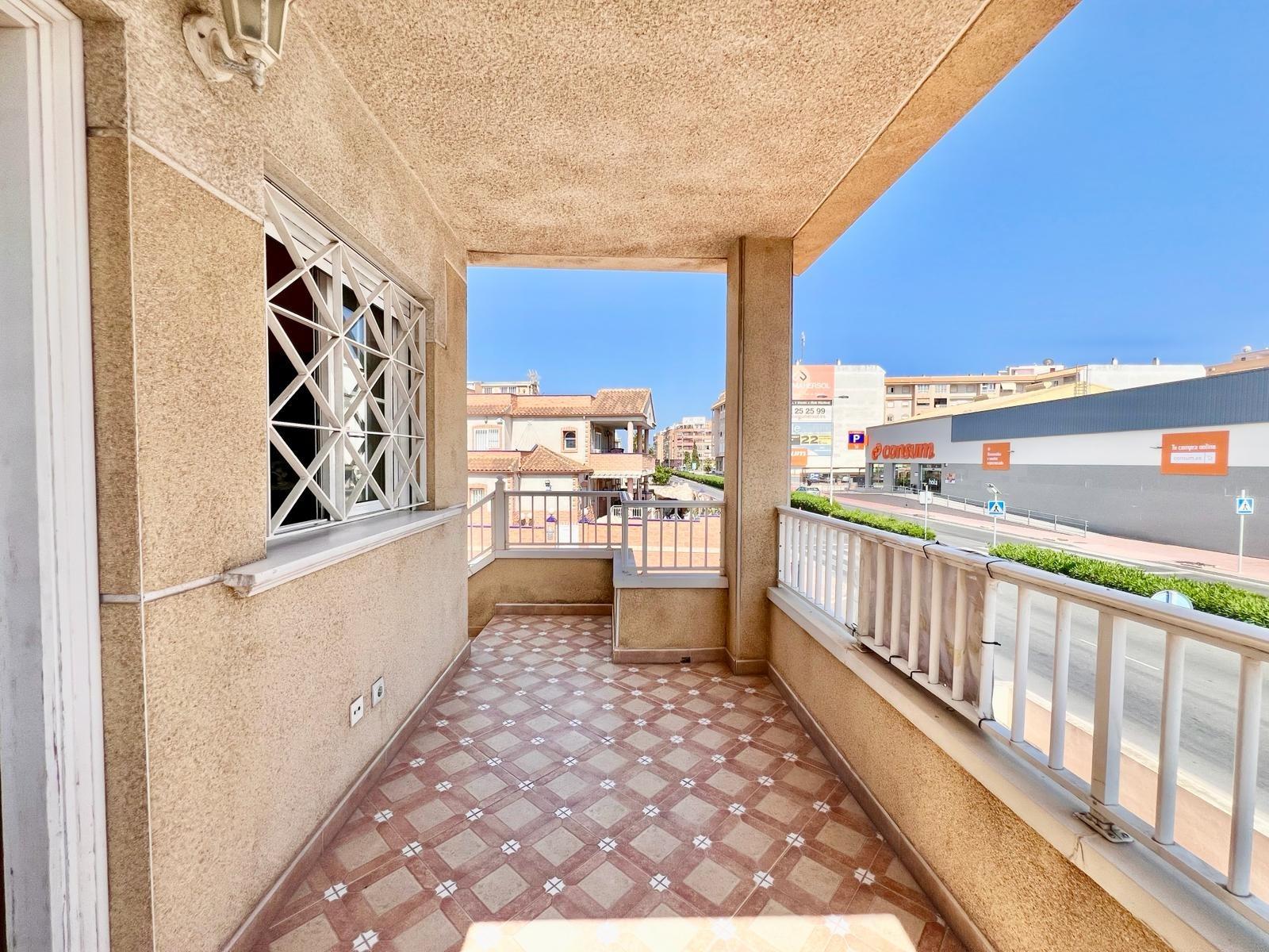 Bungalow for sale in Torrevieja, Alicante, Spain
