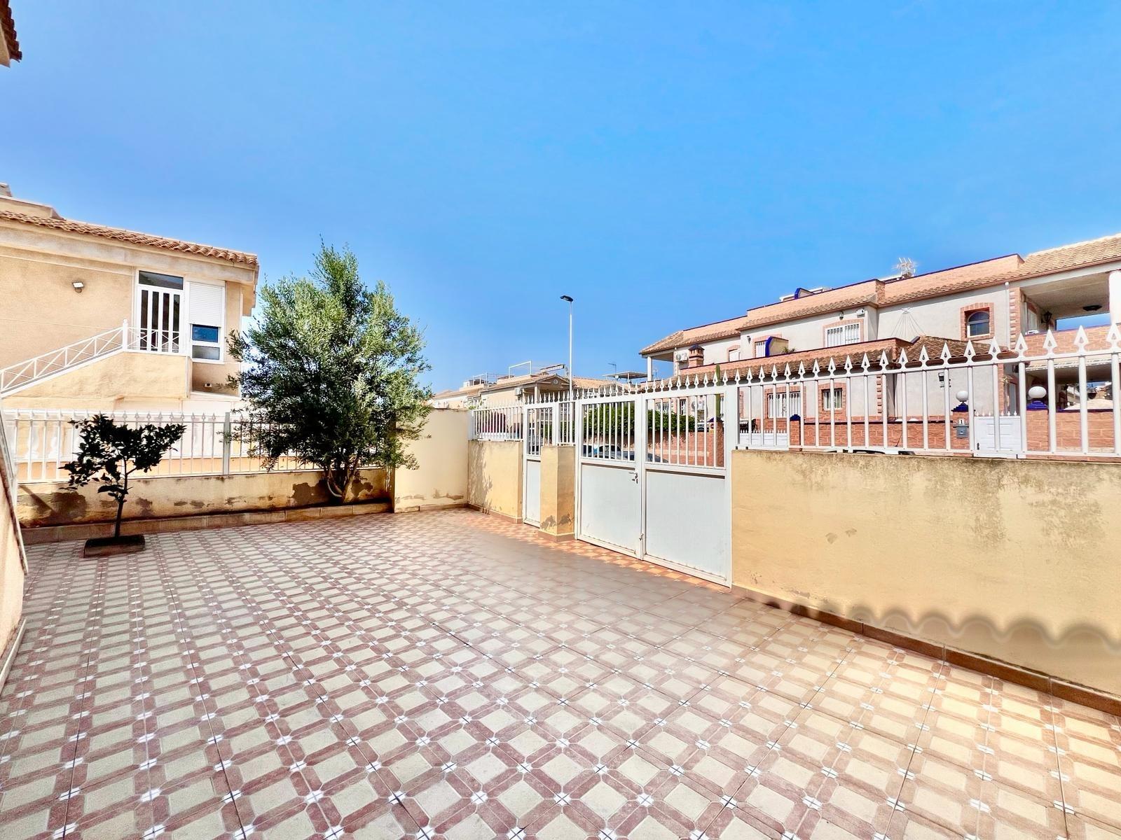 Bungalow for sale in Torrevieja, Alicante, Spain