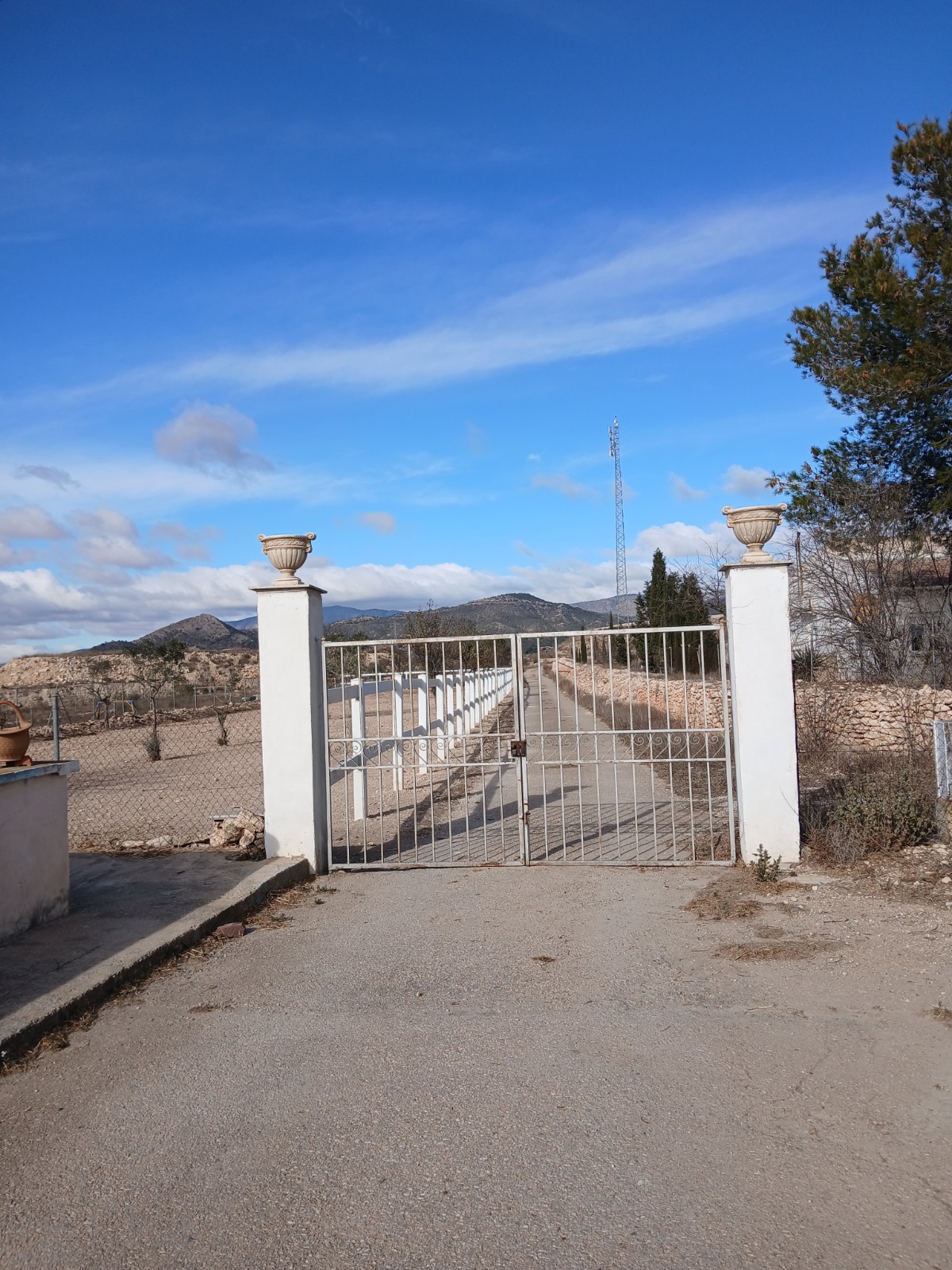 Finca for sale in Monóvarmonóver, Alicante, Spain