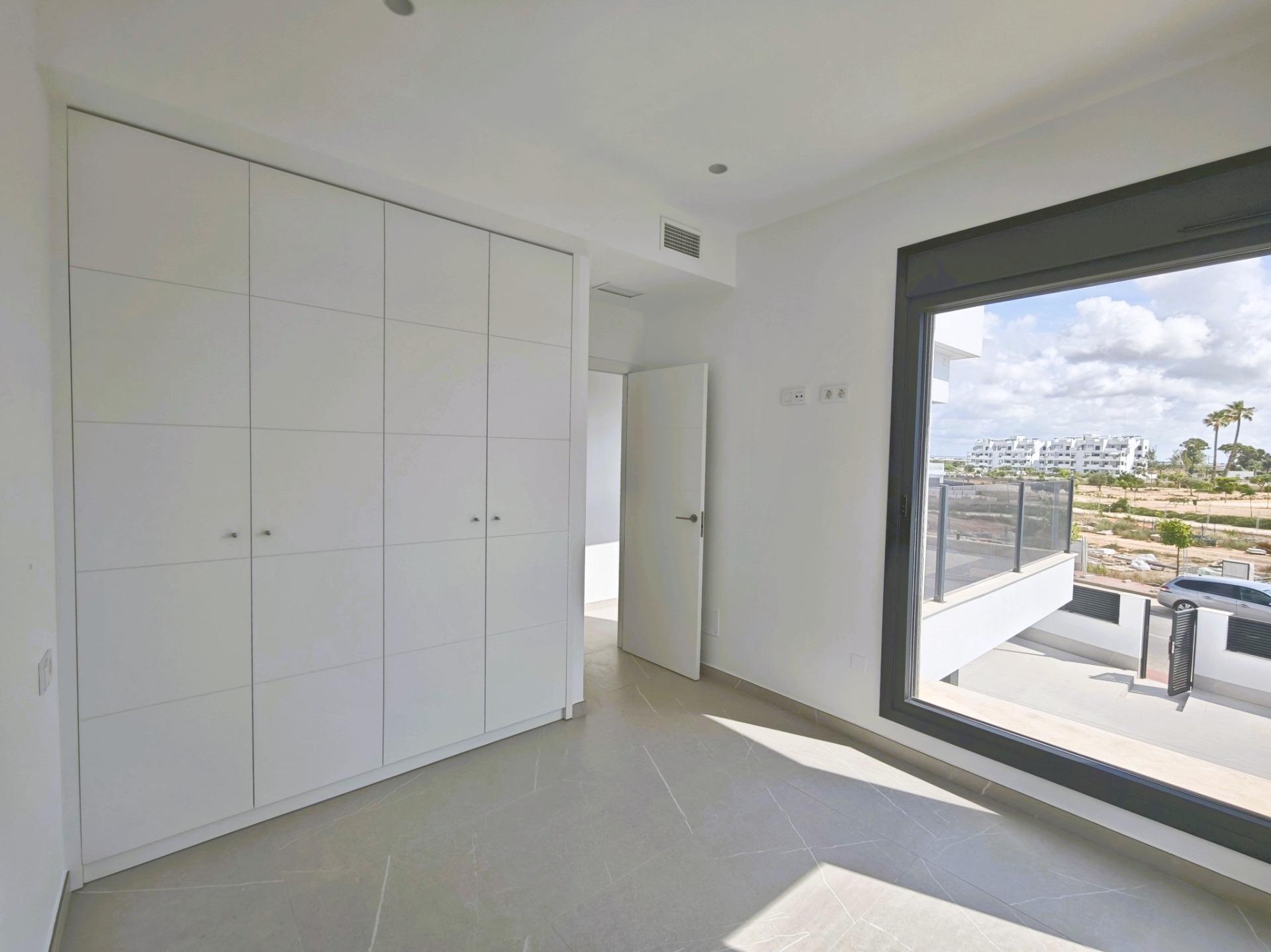 Villa en venta en Los Alcázares