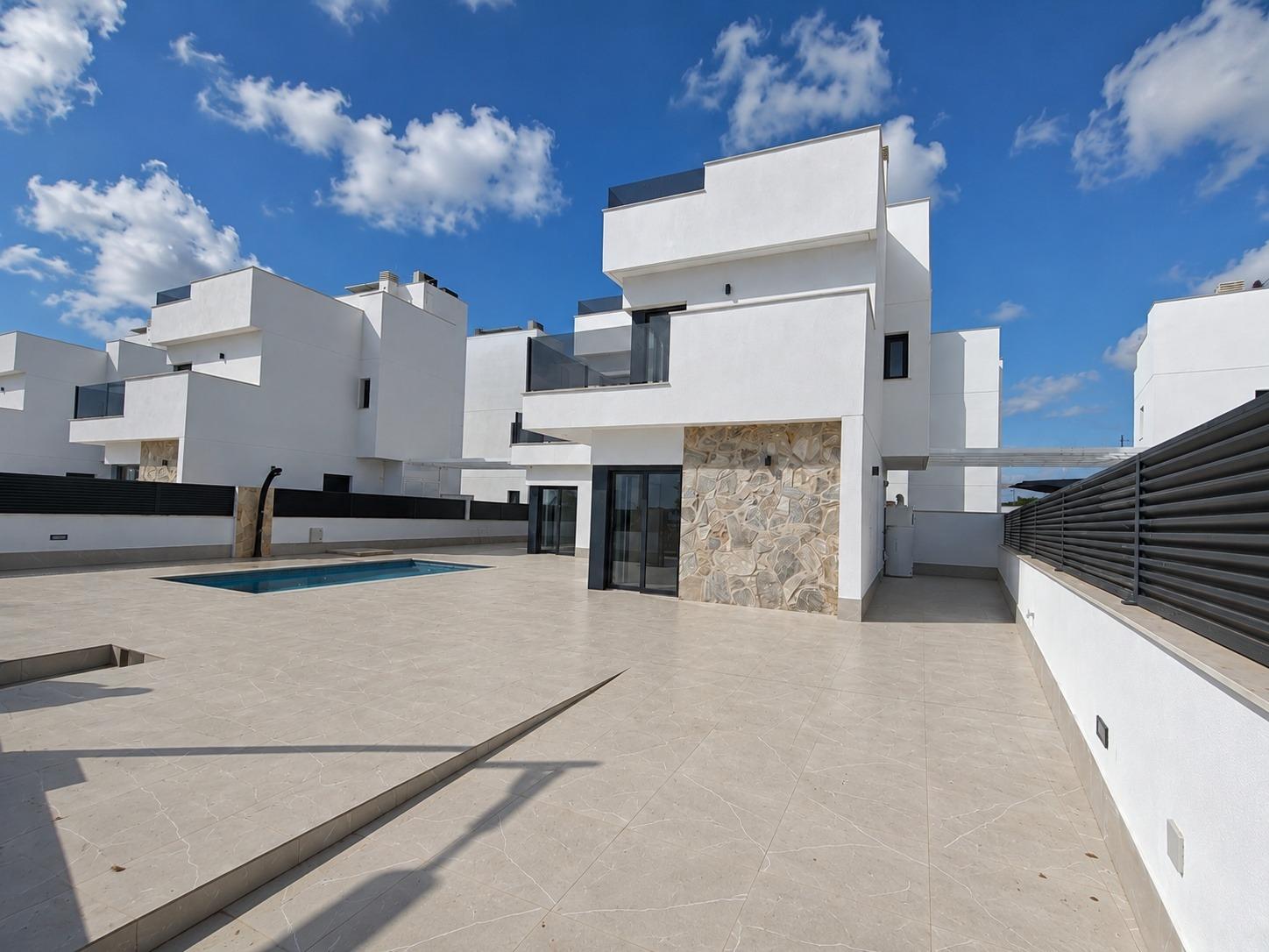 Villa en venta en Los Alcázares