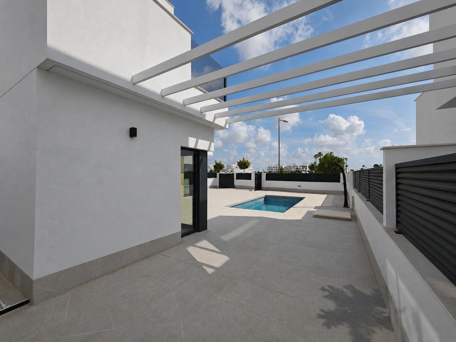 Villa en venta en Los Alcázares