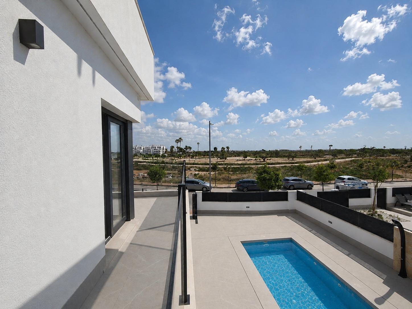Villa en venta en Los Alcázares