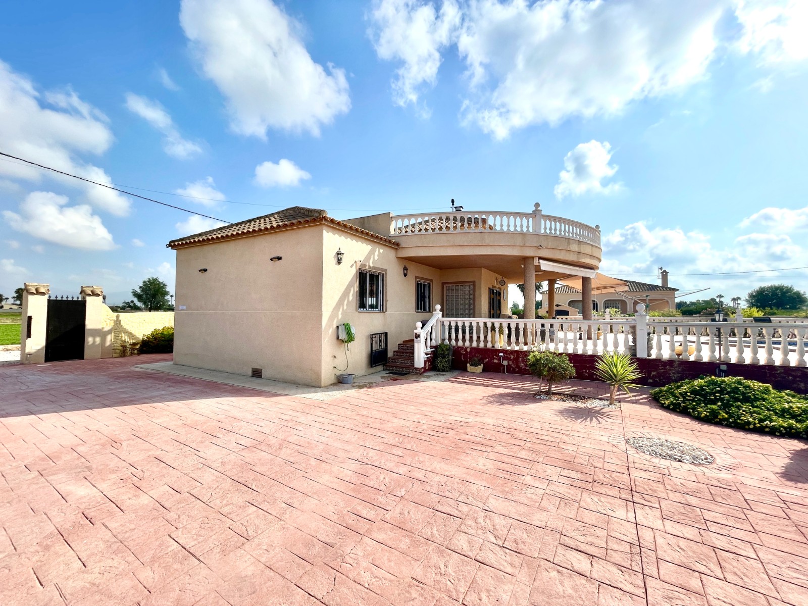 Villa for sale in Catral, Alicante, Spain
