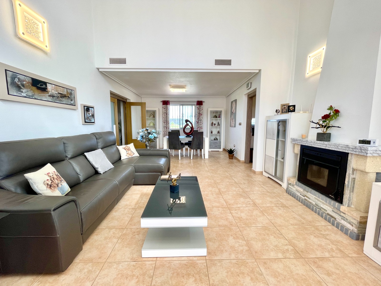 Villa for sale in Catral, Alicante, Spain
