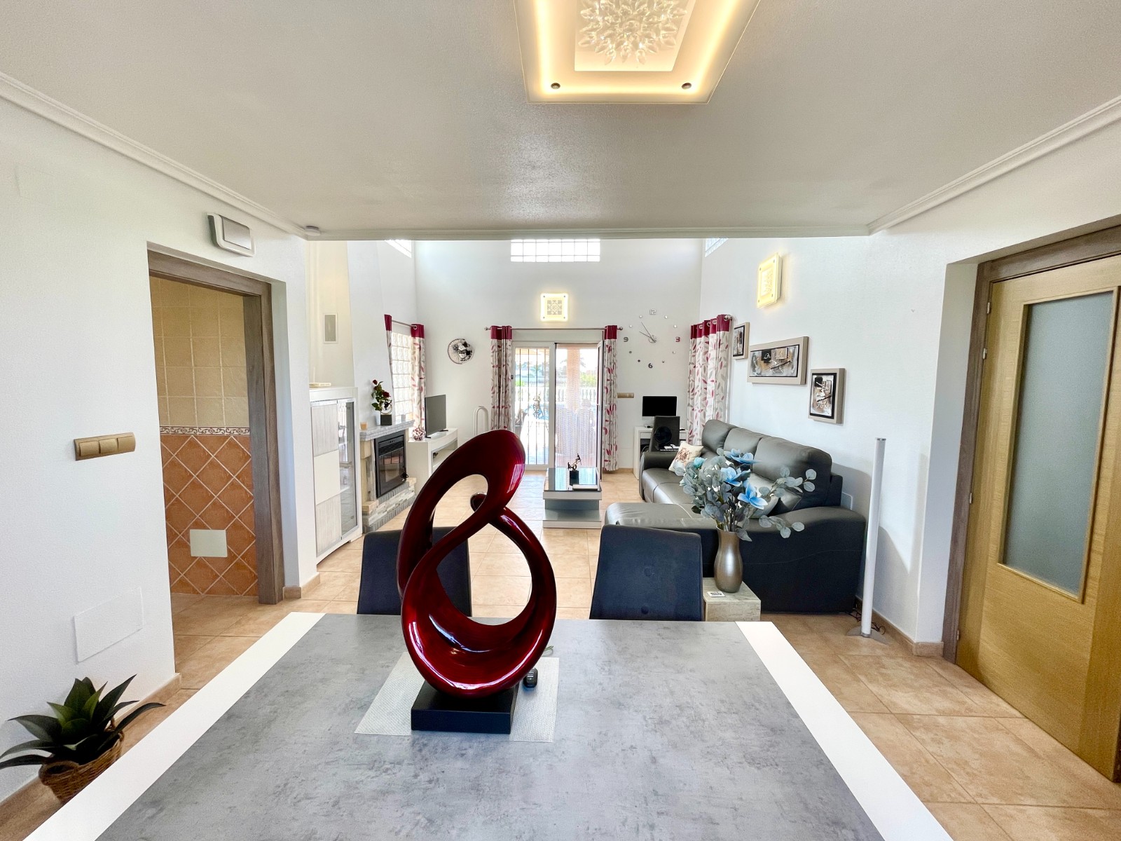 Villa for sale in Catral, Alicante, Spain