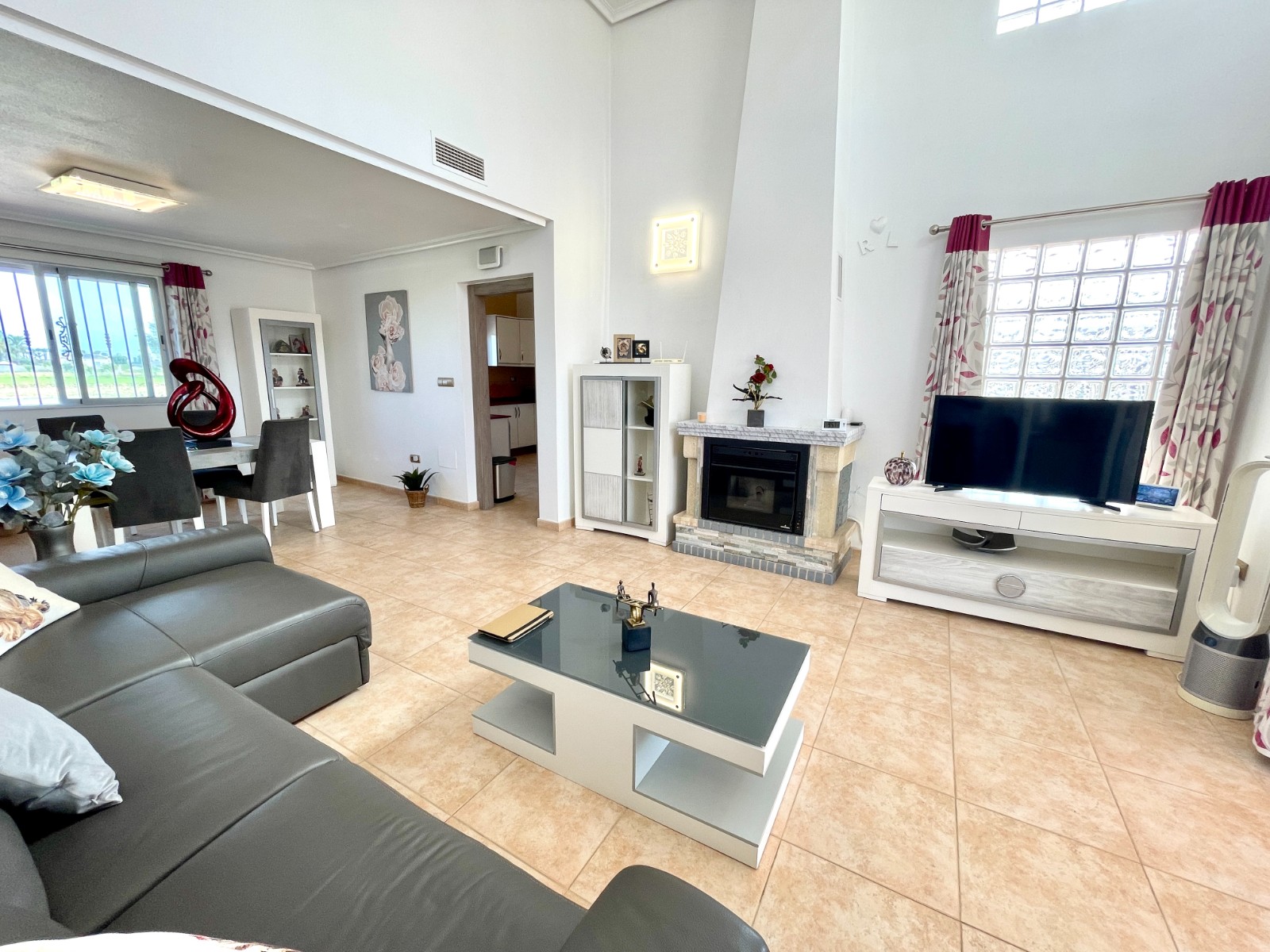 Villa for sale in Catral, Alicante, Spain