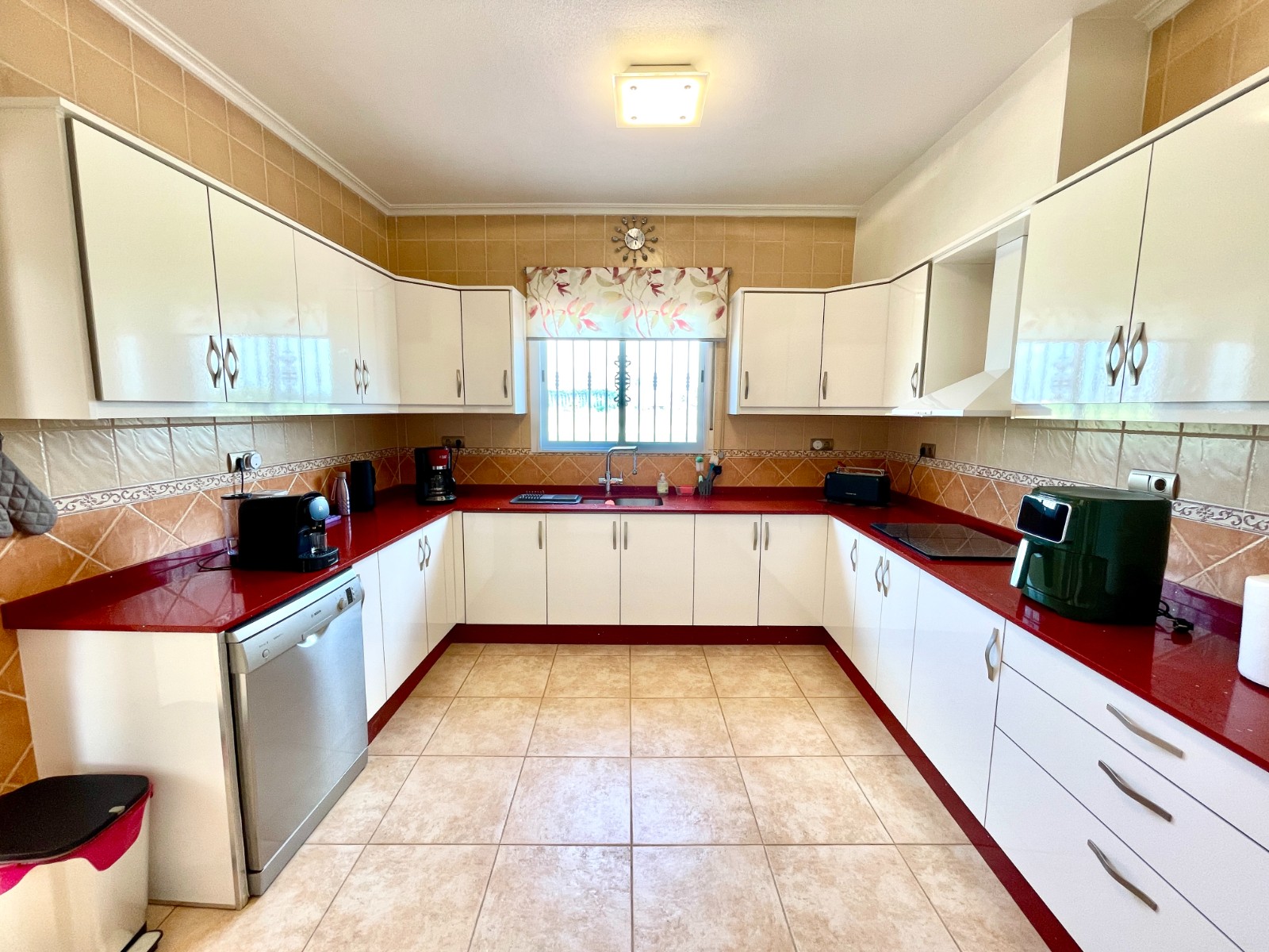 Villa for sale in Catral, Alicante, Spain