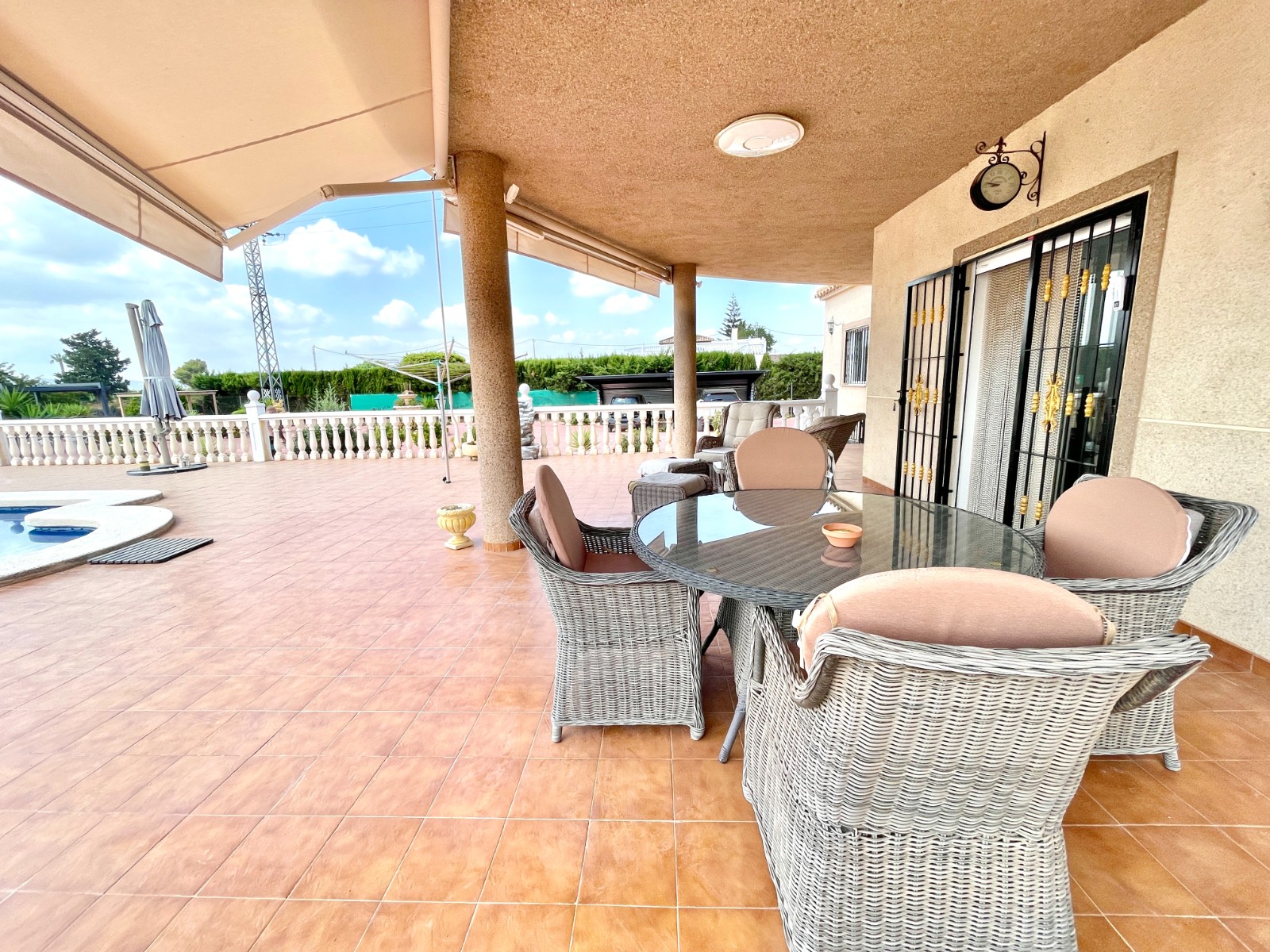 Villa for sale in Catral, Alicante, Spain