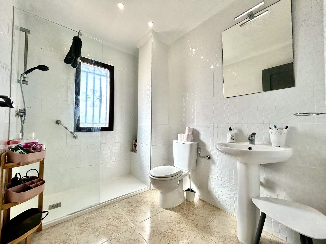 Villa for sale in Villamartin, Alicante, Spain