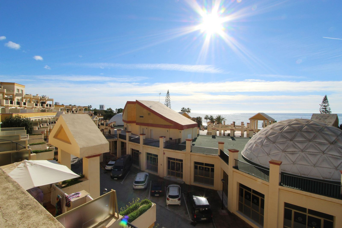 Apartment for sale in Elviria, Málaga, Spain