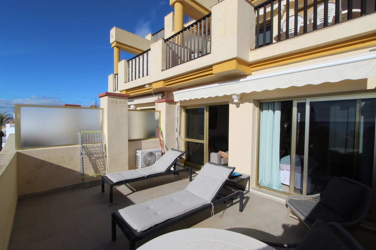 Apartment for sale in Elviria, Málaga, Spain
