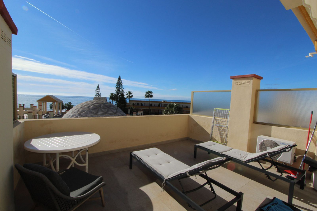 Apartment for sale in Elviria, Málaga, Spain