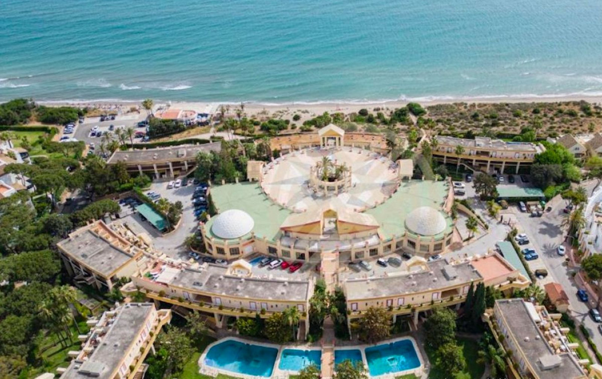 Apartment for sale in Elviria, Málaga, Spain