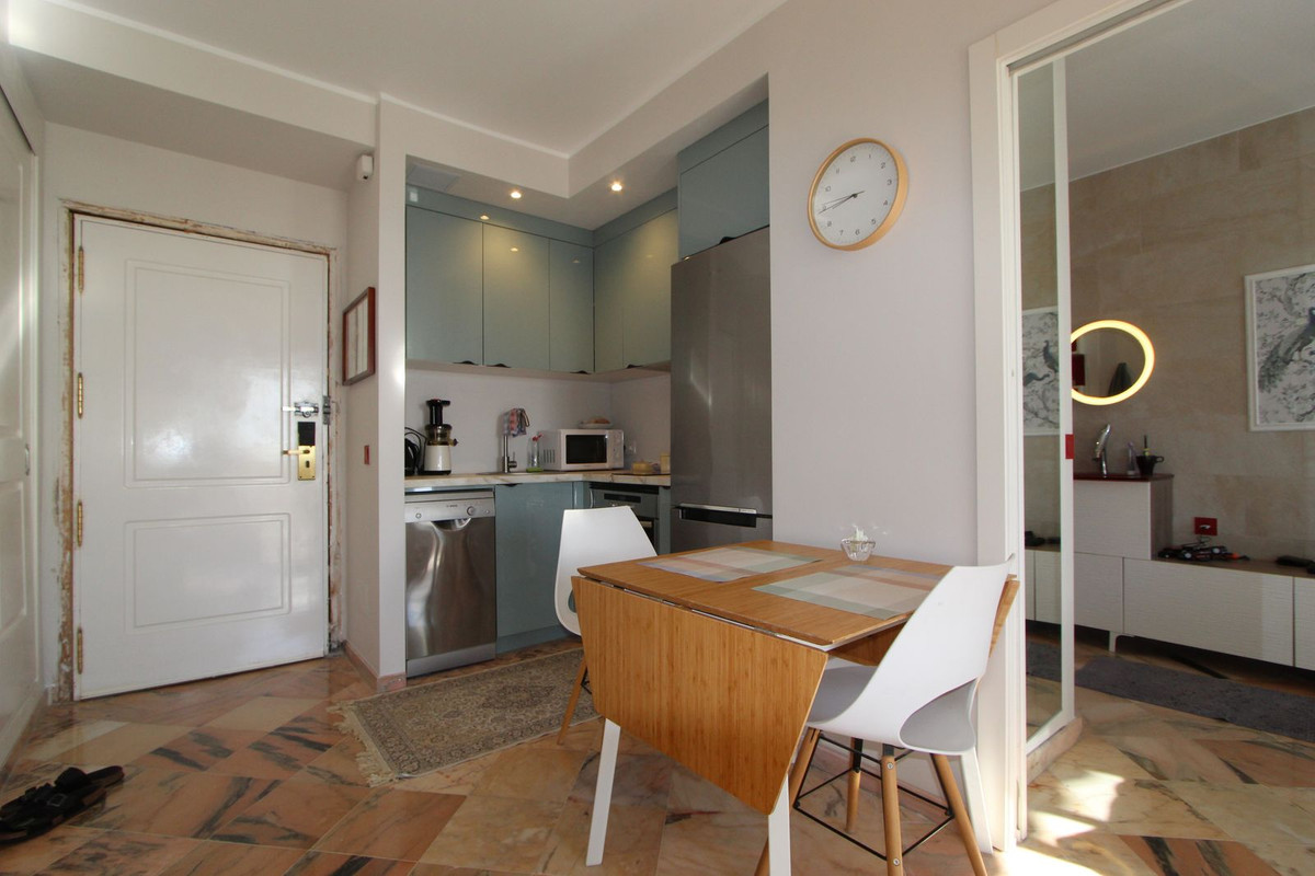 Apartment for sale in Elviria, Málaga, Spain