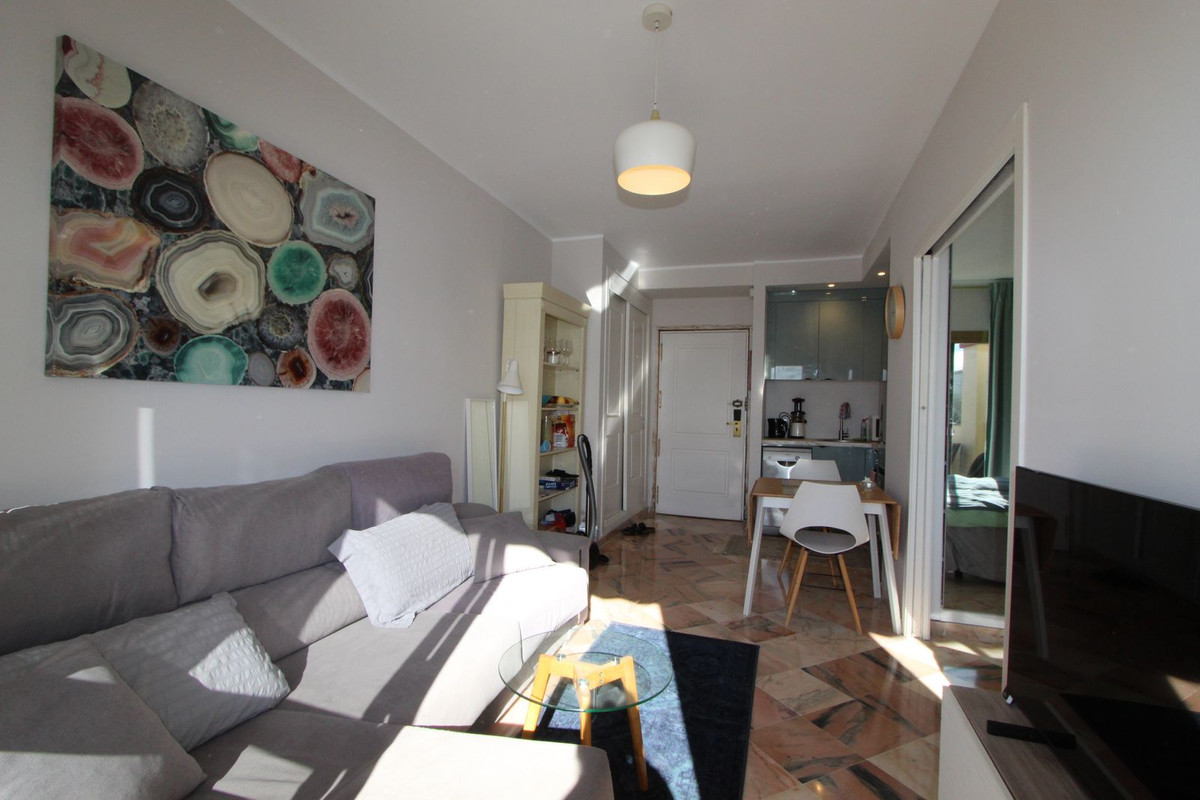 Apartment for sale in Elviria, Málaga, Spain